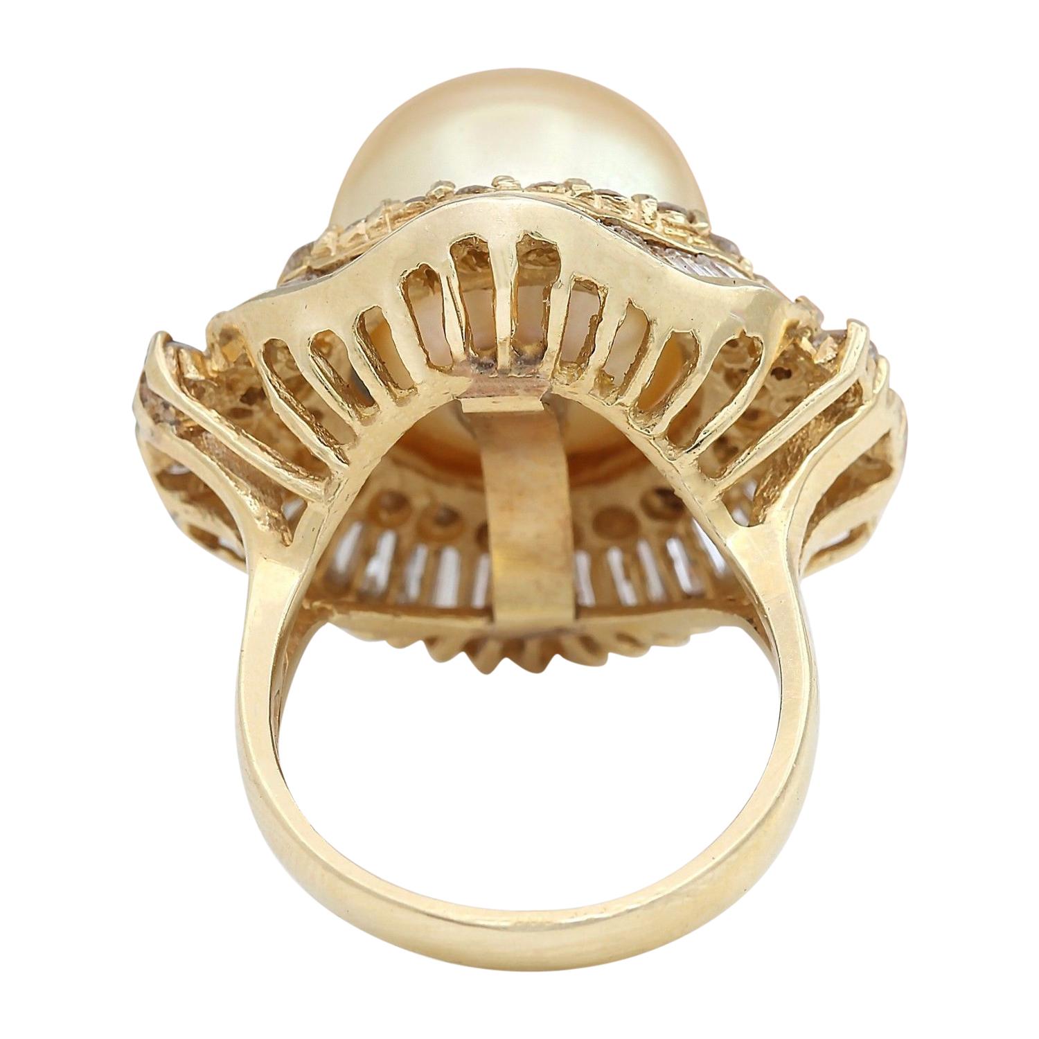 Gold South Sea Pearl Diamond Ring In 14 Karat Solid Yellow Gold  In New Condition For Sale In Los Angeles, CA