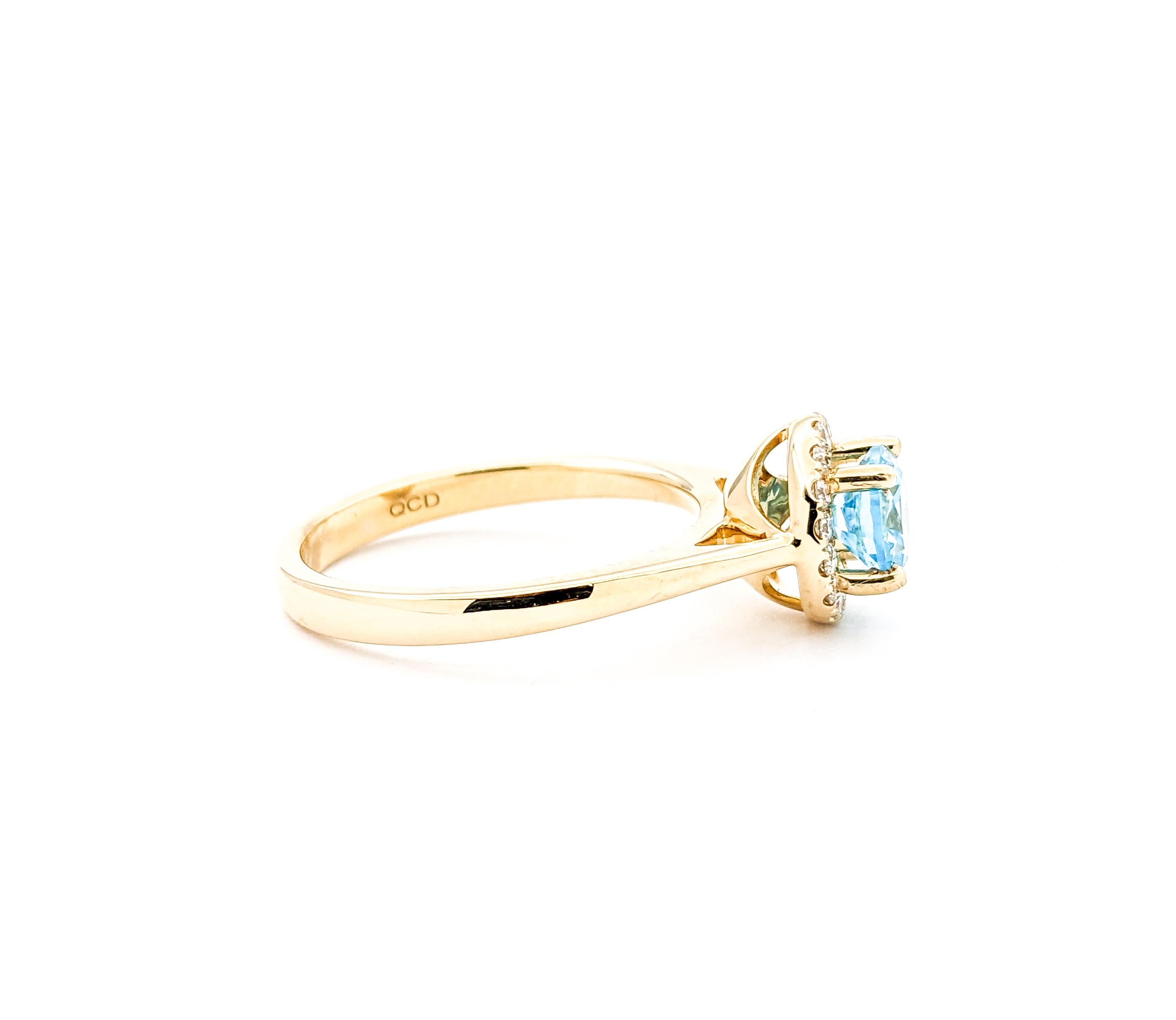 Women's 1.40ct Blue Zircon & Diamond Ring In Yellow Gold For Sale