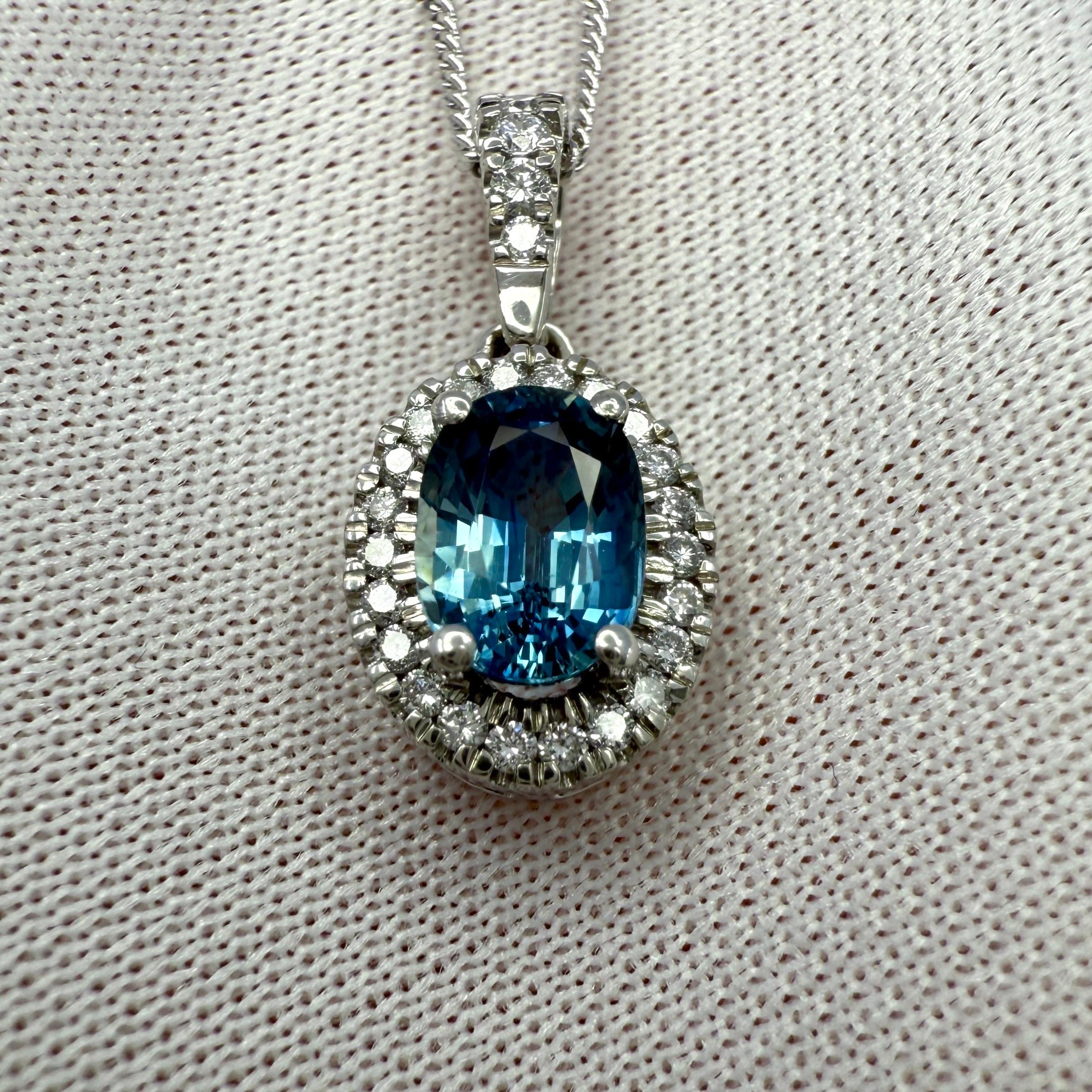 1.40ct Natürlicher Lebendiger Blauer Saphir Diamant Platin Halo Anhänger Halskette für Damen oder Herren im Angebot