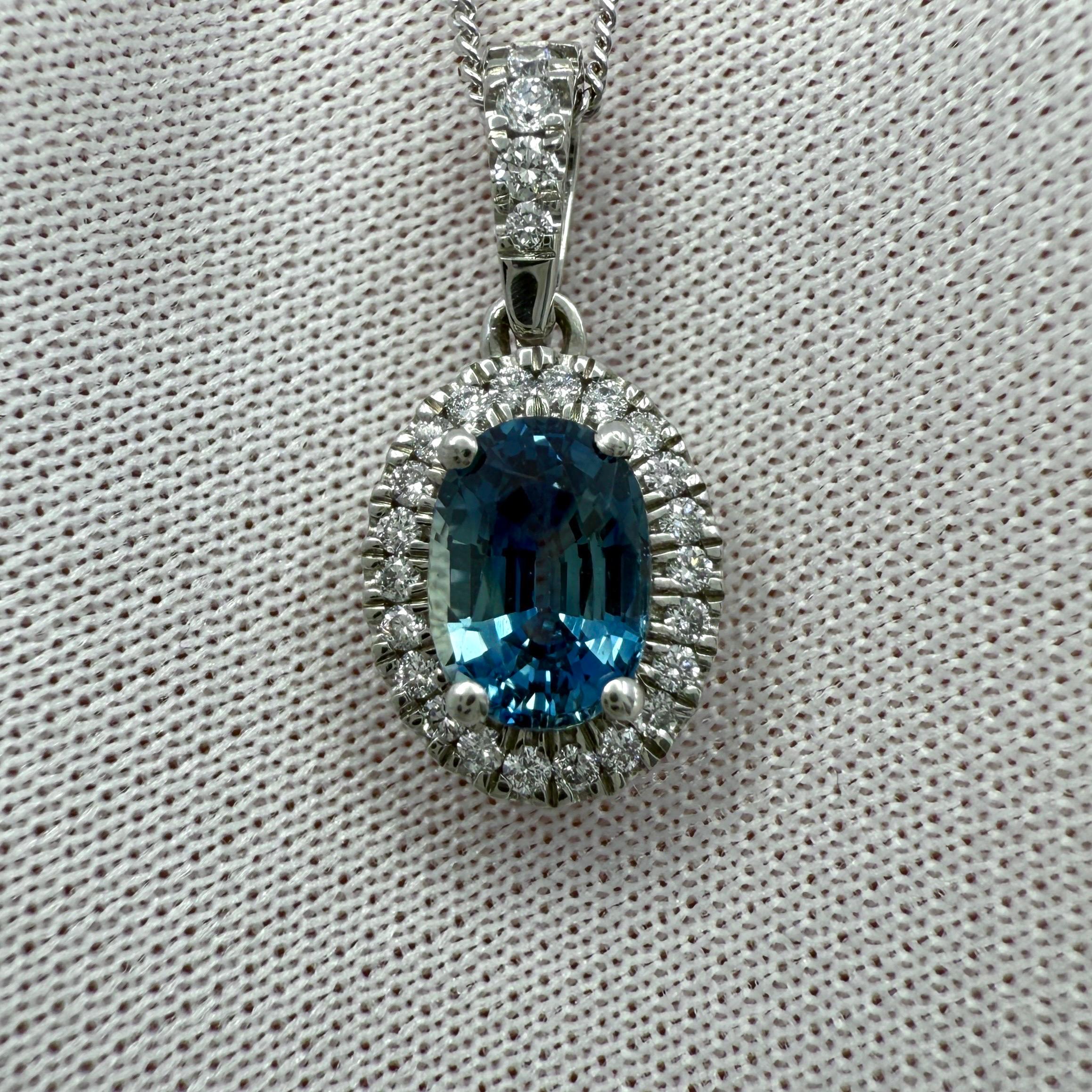 1.40ct Natürlicher Lebendiger Blauer Saphir Diamant Platin Halo Anhänger Halskette im Angebot 2