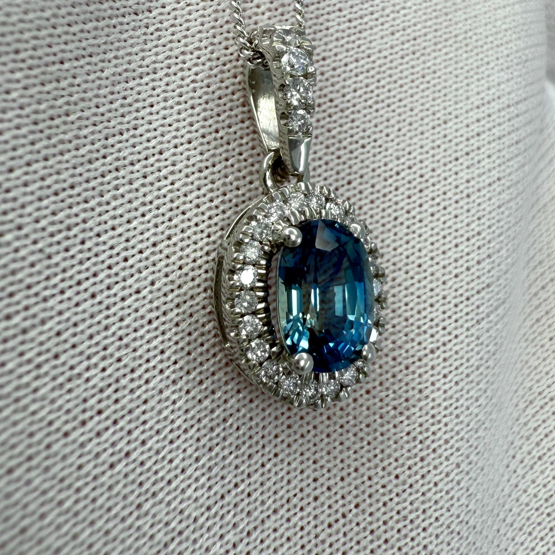 1.40ct Natürlicher Lebendiger Blauer Saphir Diamant Platin Halo Anhänger Halskette im Angebot 3