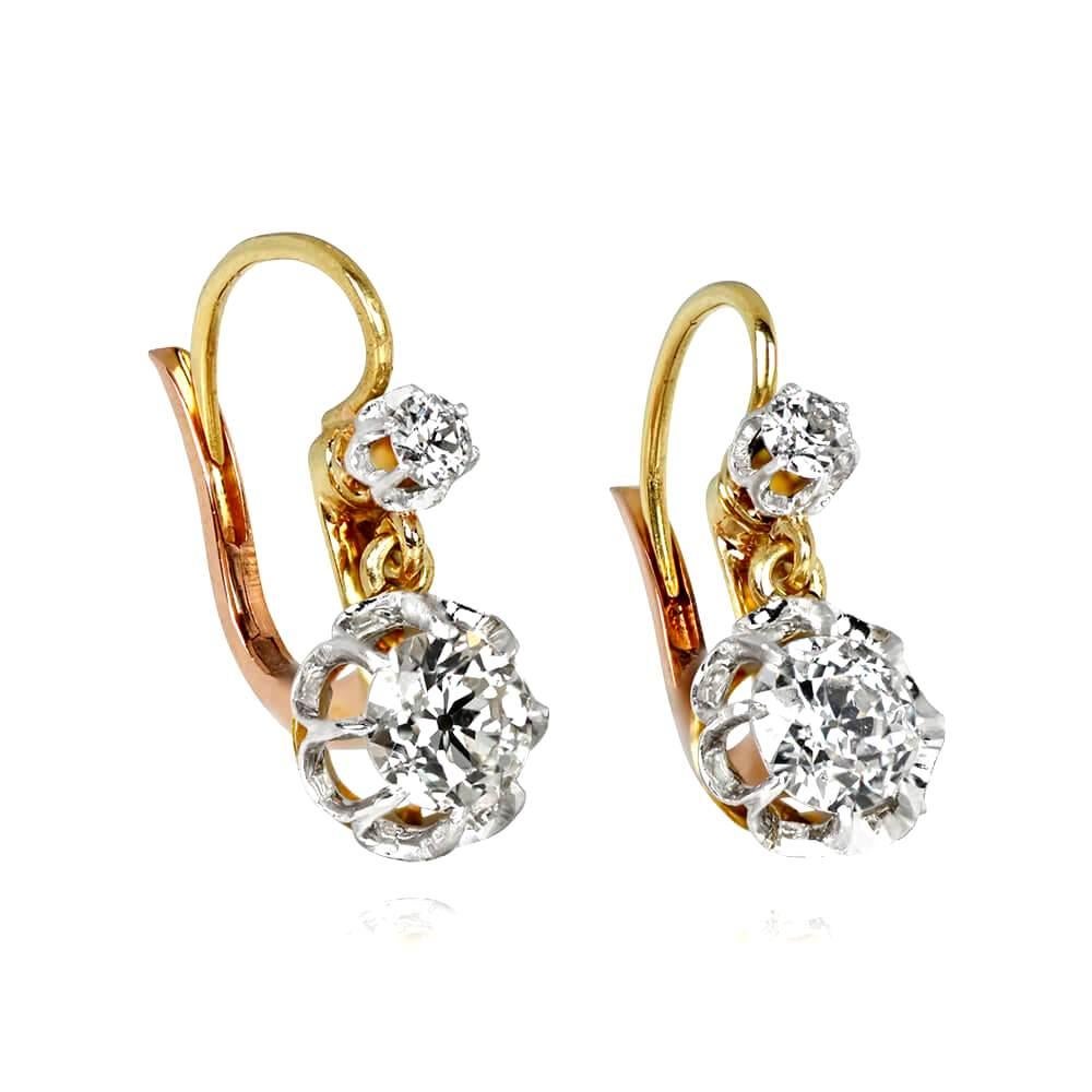 1.40 Carat Old Euro-Cut Dimaond Earrings, 18k Yellow Gold, Platinum In Excellent Condition For Sale In New York, NY