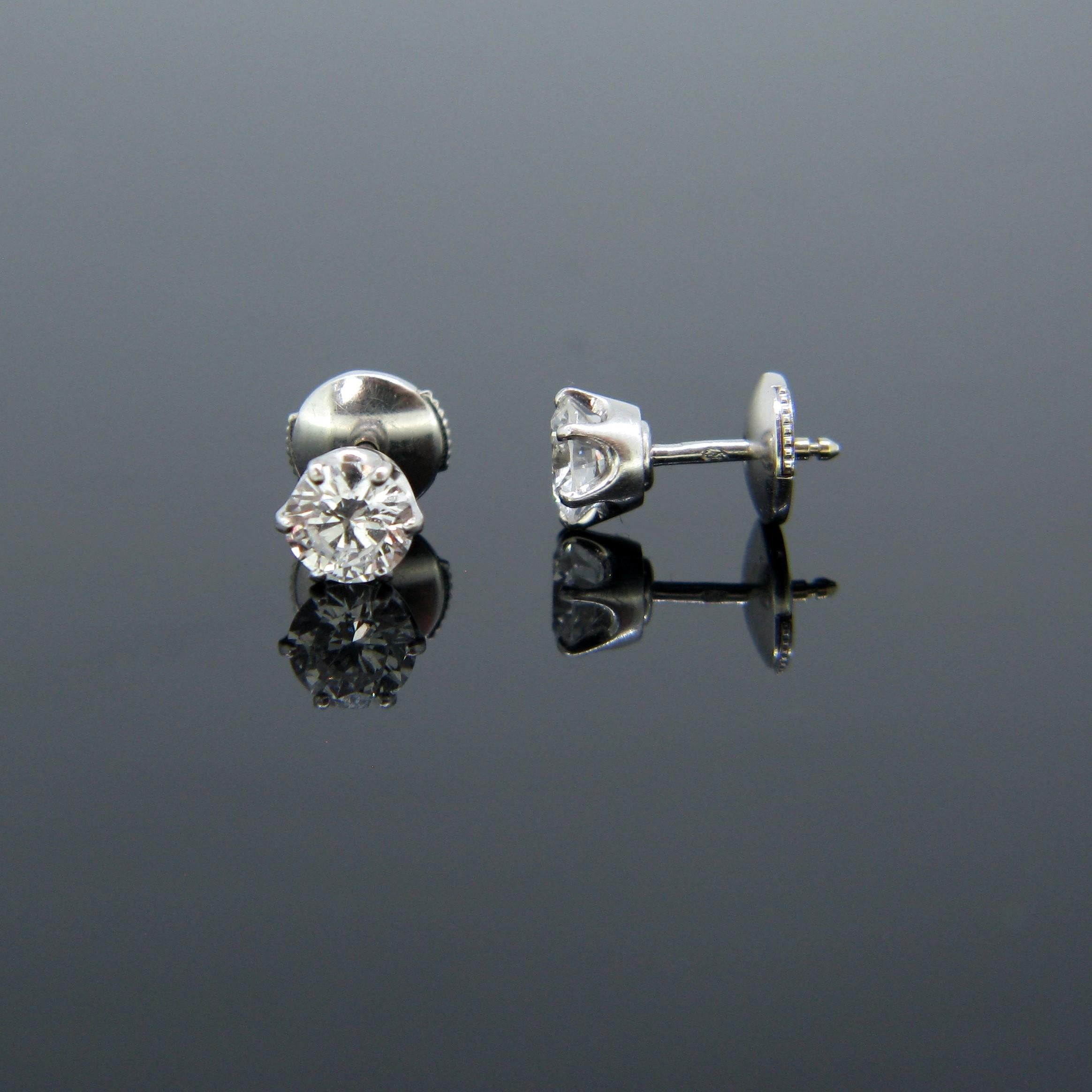 Women's or Men's 1.40Ct Round Brilliant Cut Diamond Solitaire Studs 18 Karat White Gold Earrings