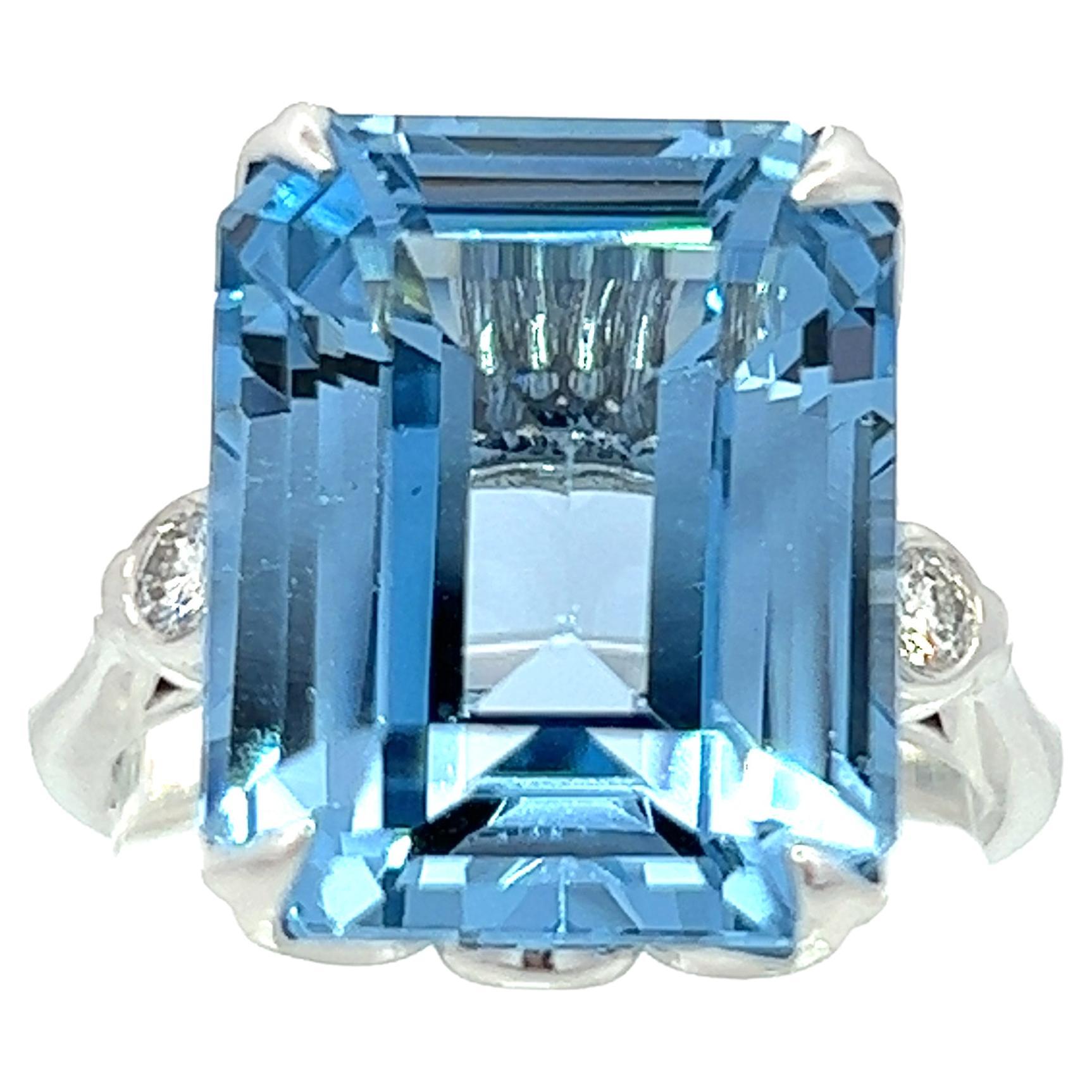 14.0CT Total Weight Blue Topaz Ring set in 14KW Gold