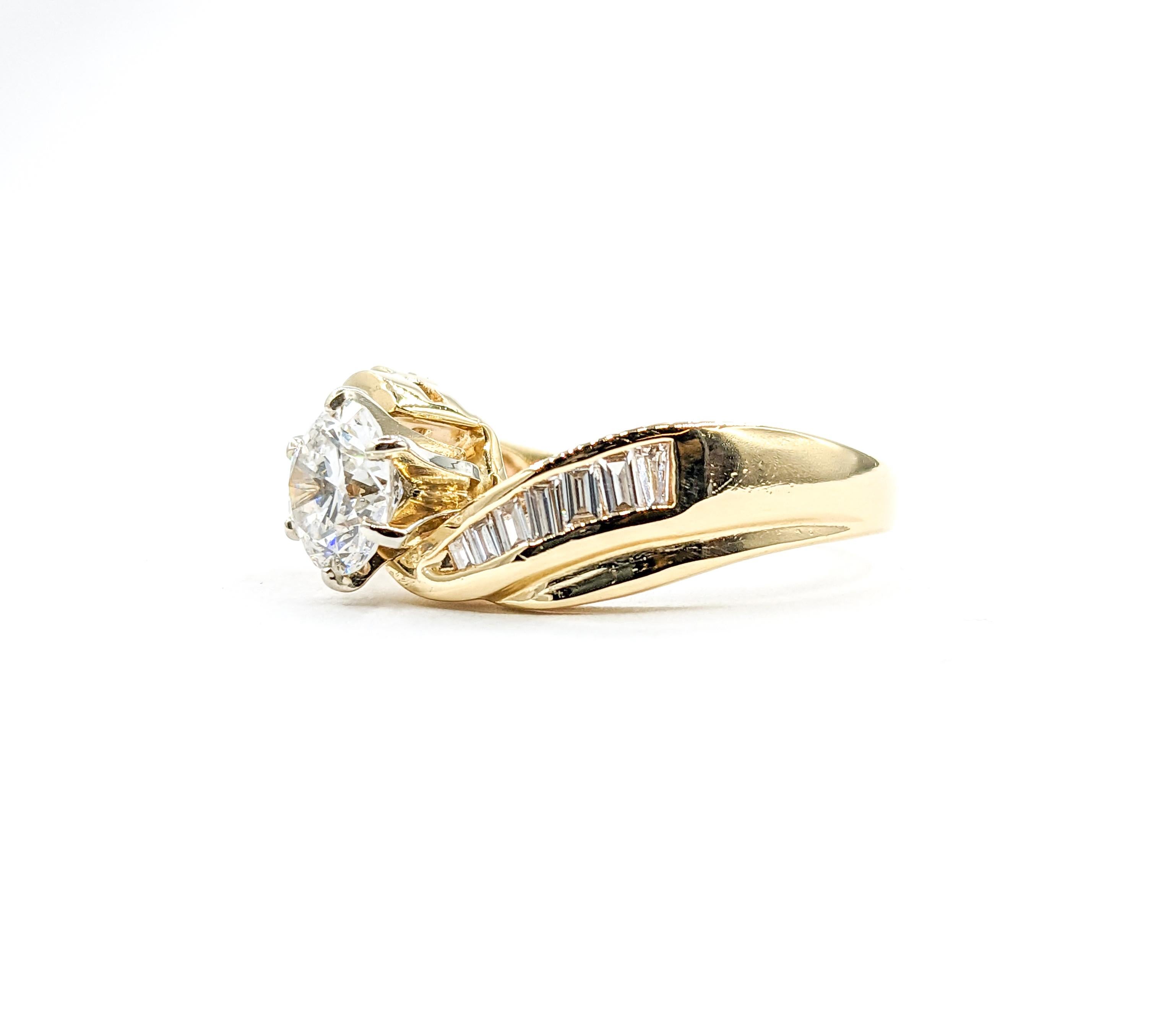 1.40ctw Diamond Engagement Ring In Yellow Gold For Sale 4