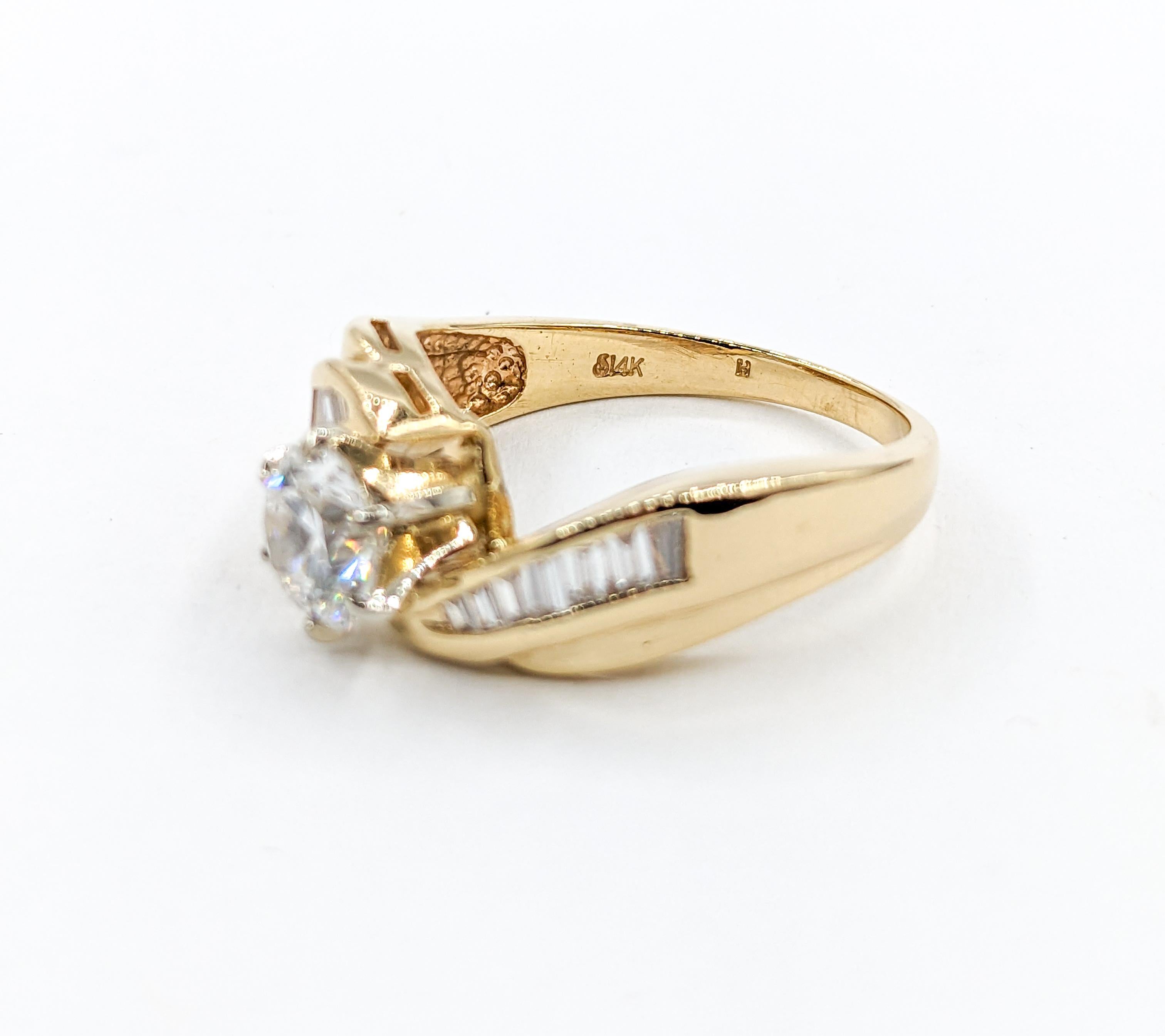 1.40ctw Diamond Engagement Ring In Yellow Gold For Sale 5