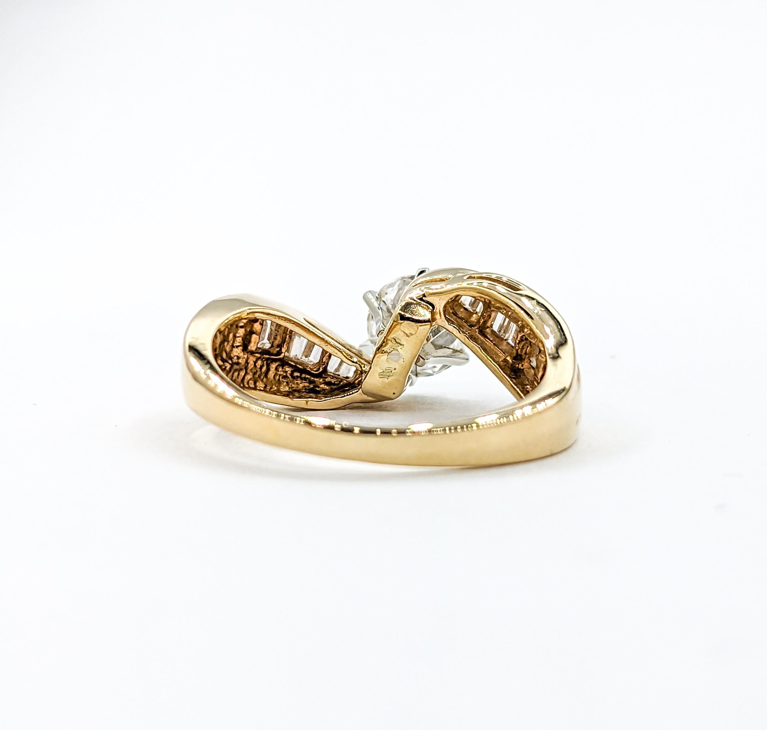 1.40ctw Diamond Engagement Ring In Yellow Gold For Sale 3