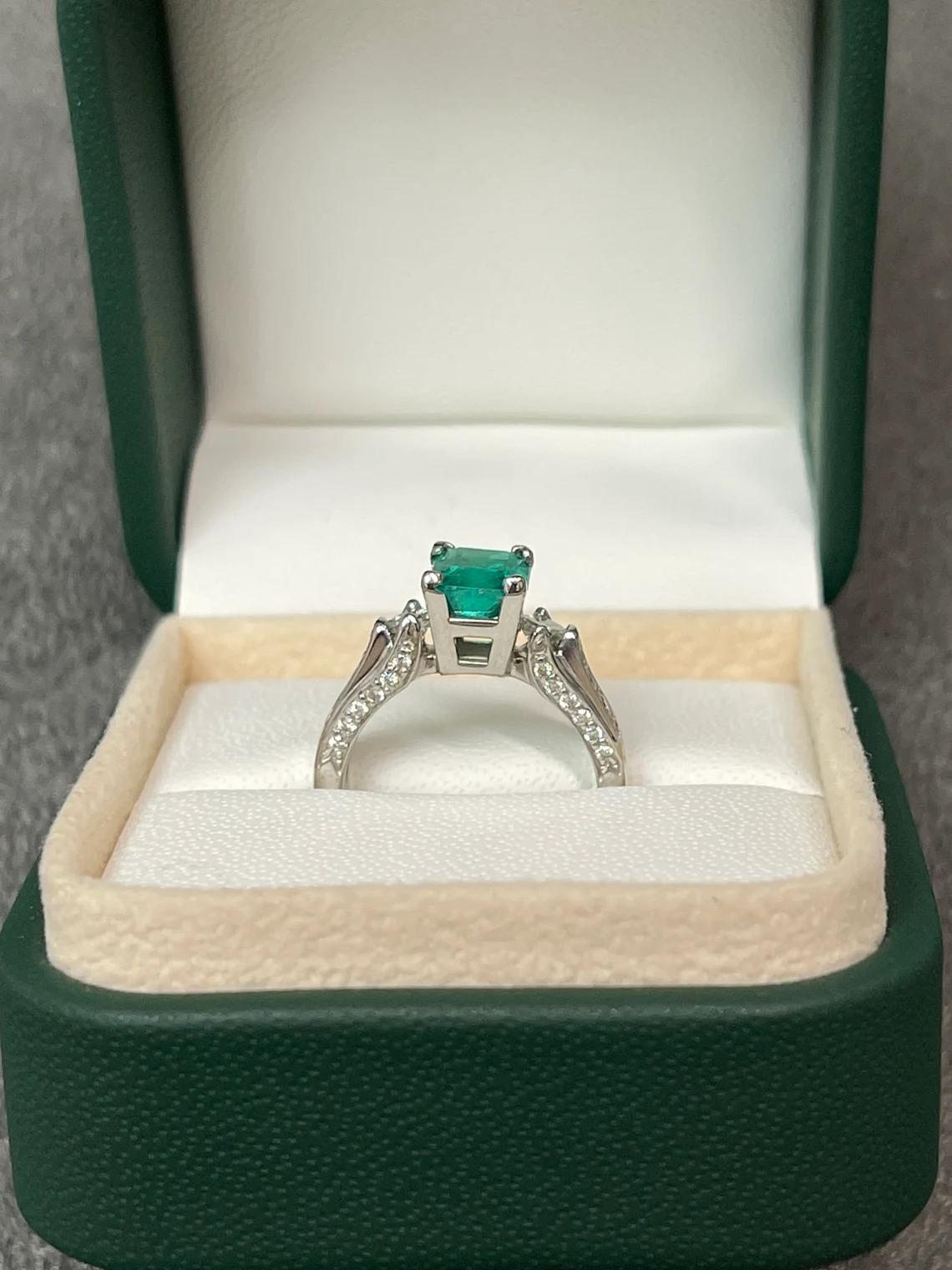 1.40tcw 14K AAA Colombian Emerald & Diamond Engagement Ring For Sale 1