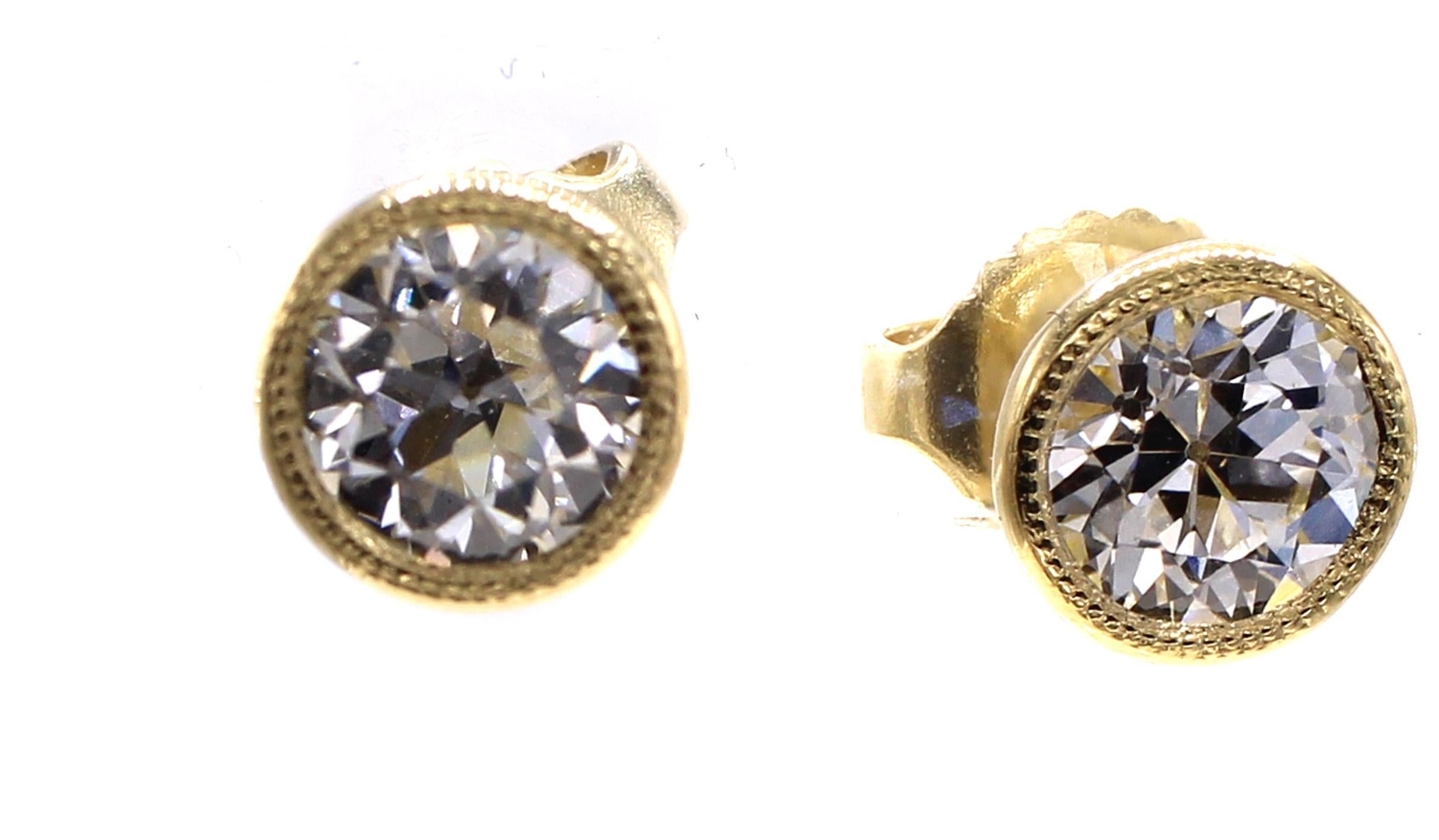 1.41 Carat D Color Old European Cut Diamond 18 Karat Gold Stud Earrings In New Condition For Sale In New York, NY