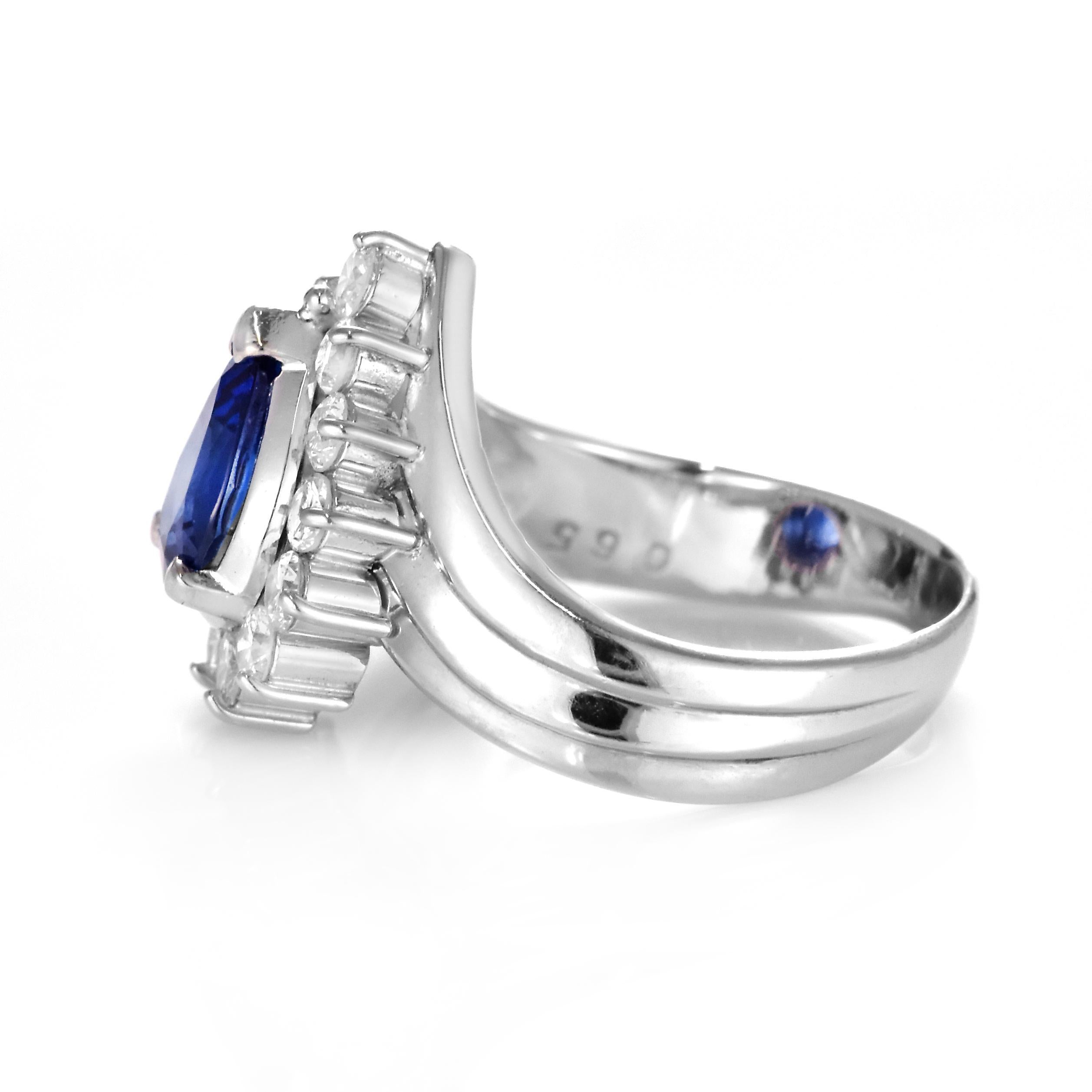 Pear Cut 1.41 Carat Natural Sapphire and Diamond Estate Ring Made in Platinum For Sale