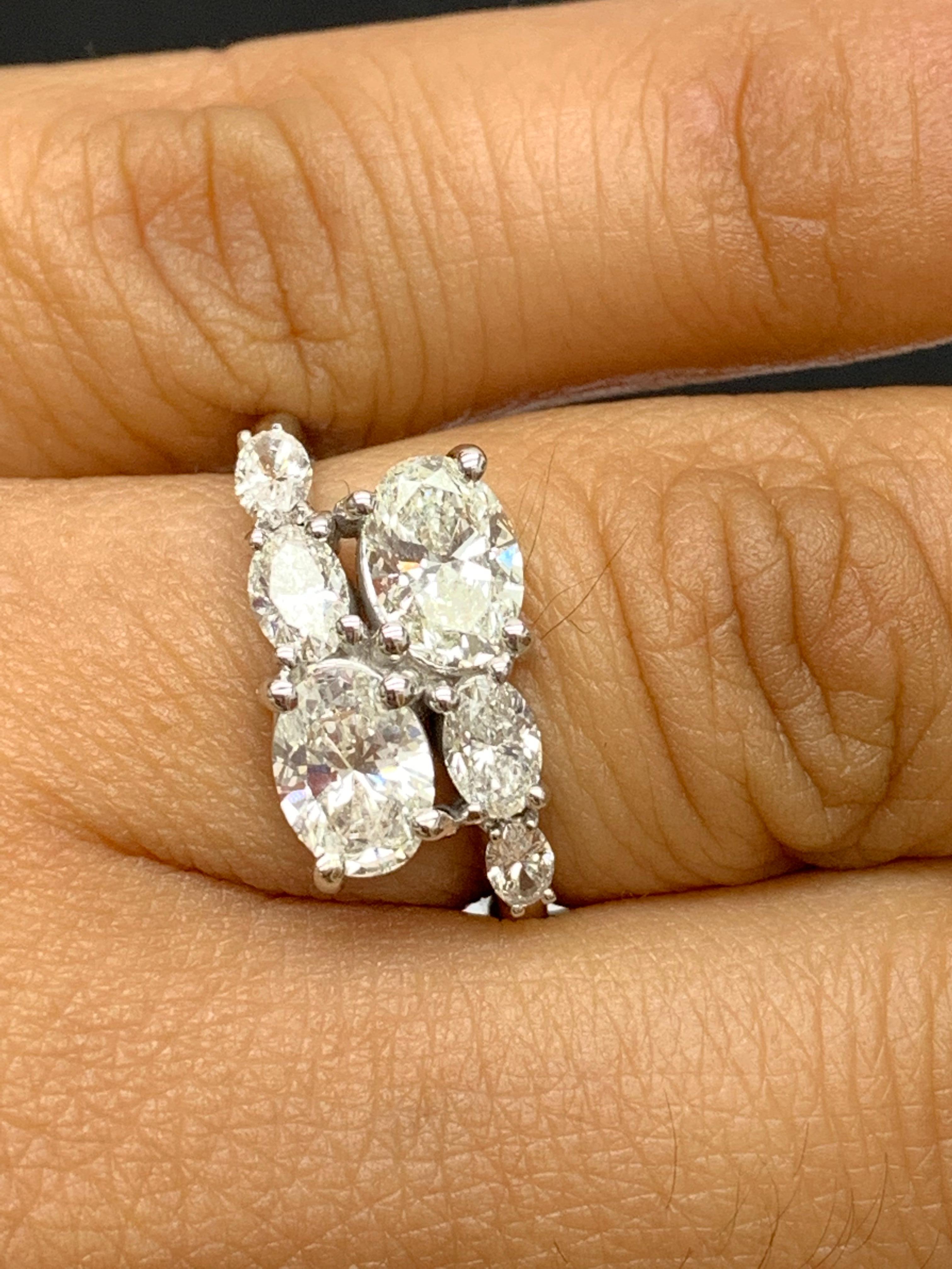 Women's 1.41 Carat Oval Cut Diamond Toi et Moi Engagement Ring in 14K White Gold For Sale