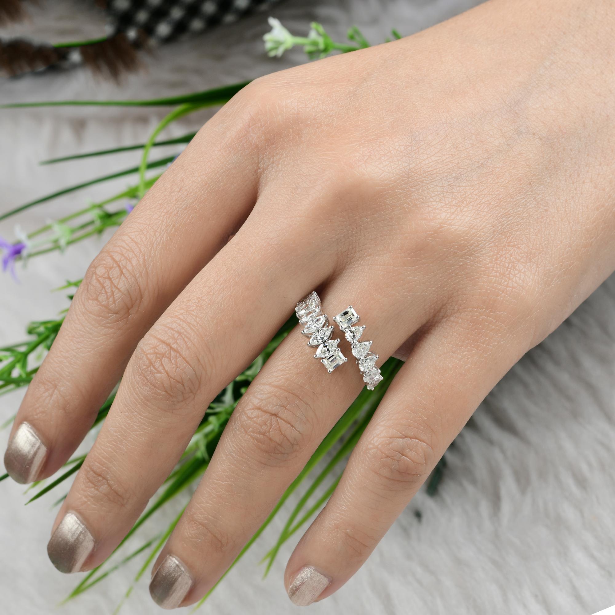 For Sale:  1.41 Carat SI/HI Pear Marquise & Emerald Cut Diamond Ring 18 Karat White Gold 4