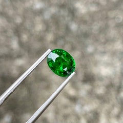 1.41 carats Green Tsavorite Garnet Stone Oval Cut Kenyan Gemstone