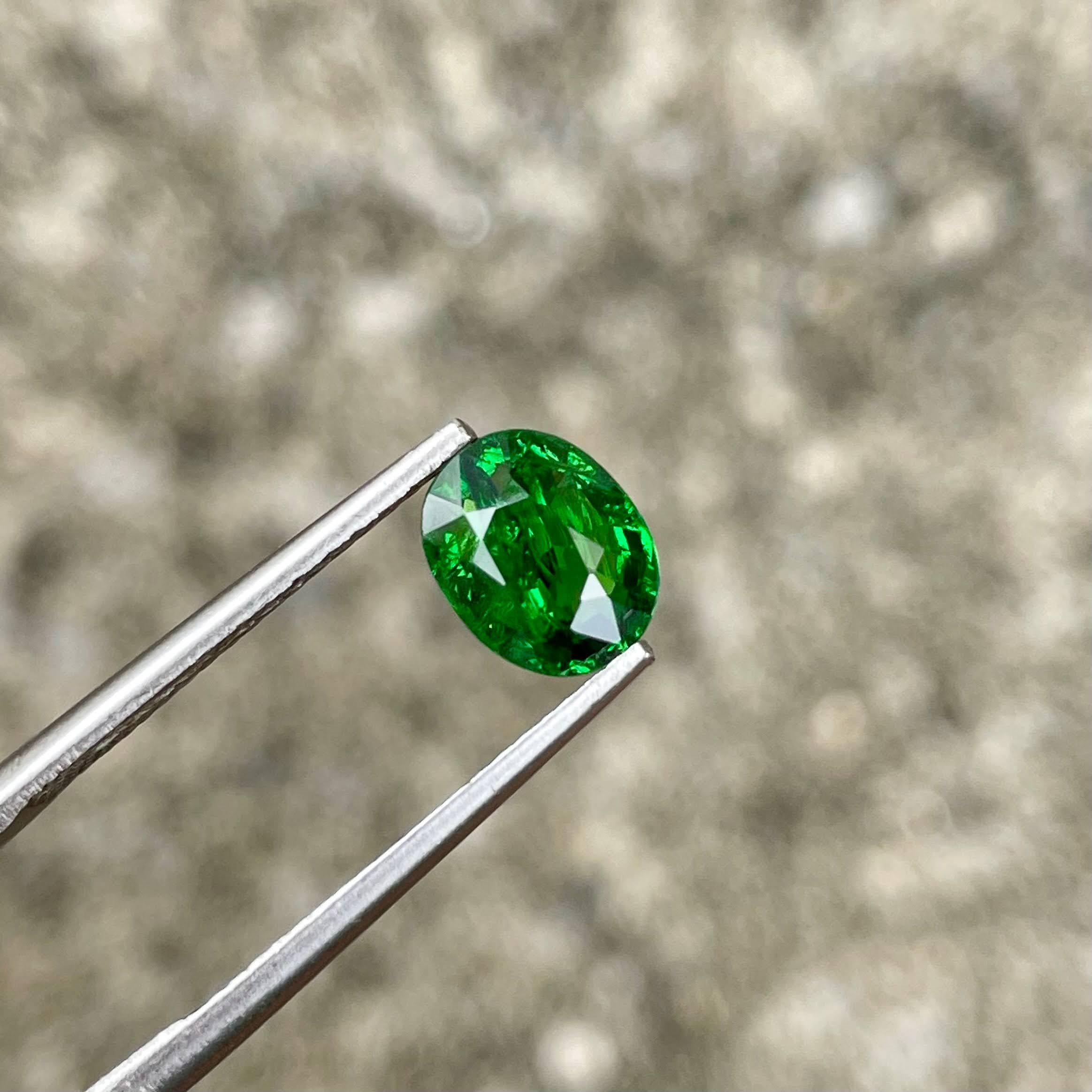 da uomo o donna 1.41 carati di Greene & Greene Stone Taglio ovale Gemma del Kenya in vendita