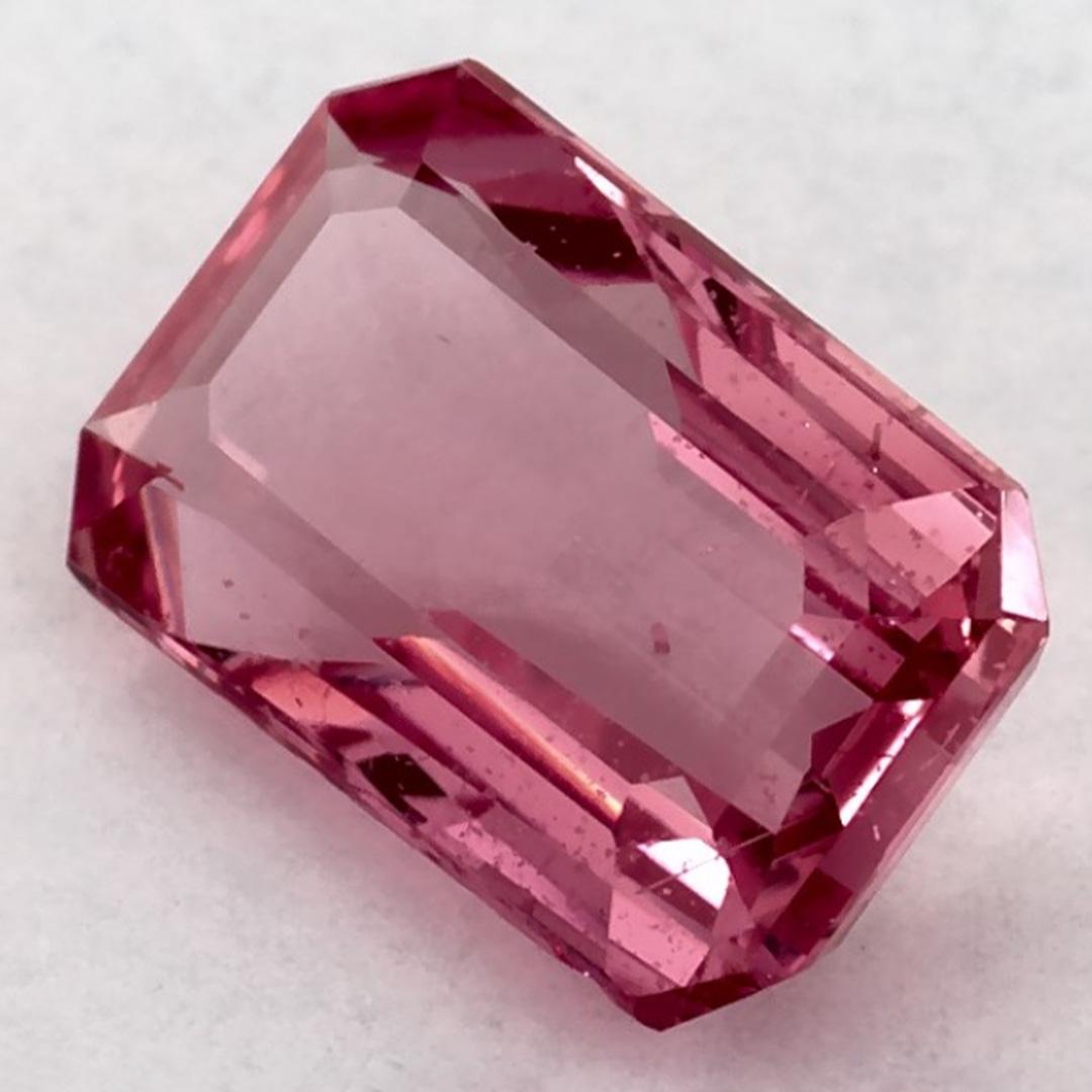Ottagono 1.41 Ct Pink Sapphire Octagon Cut Loose Gemstone in vendita