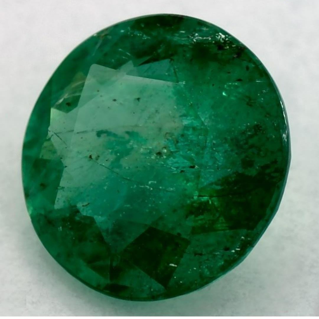 With a vibrant green color hue. The birthstone for May is a symbol of renewed spring growth. Explore a vast range of Emeralds in our store available as a loose gemstone that can be customized & made into a bespoke jewelry piece.