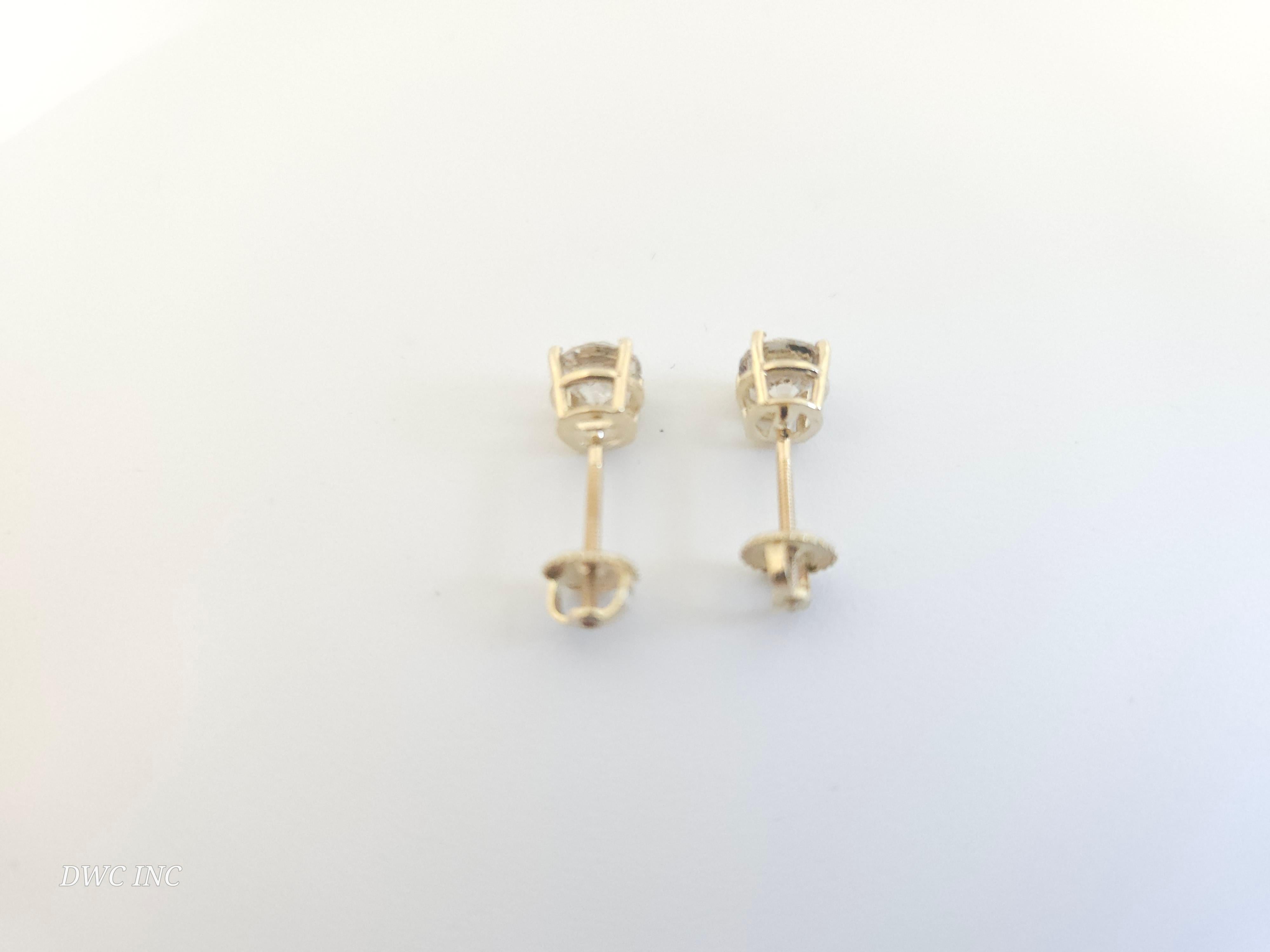 Taille ronde 1.41 Ctw Diamond Natural Round Square Back Studs Yellow Gold