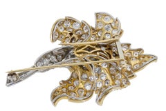 14.10 Carat Round Diamond Flower Brooch