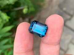 14.10 Carats Natural Faceted London Blue Topaz Gemstone
