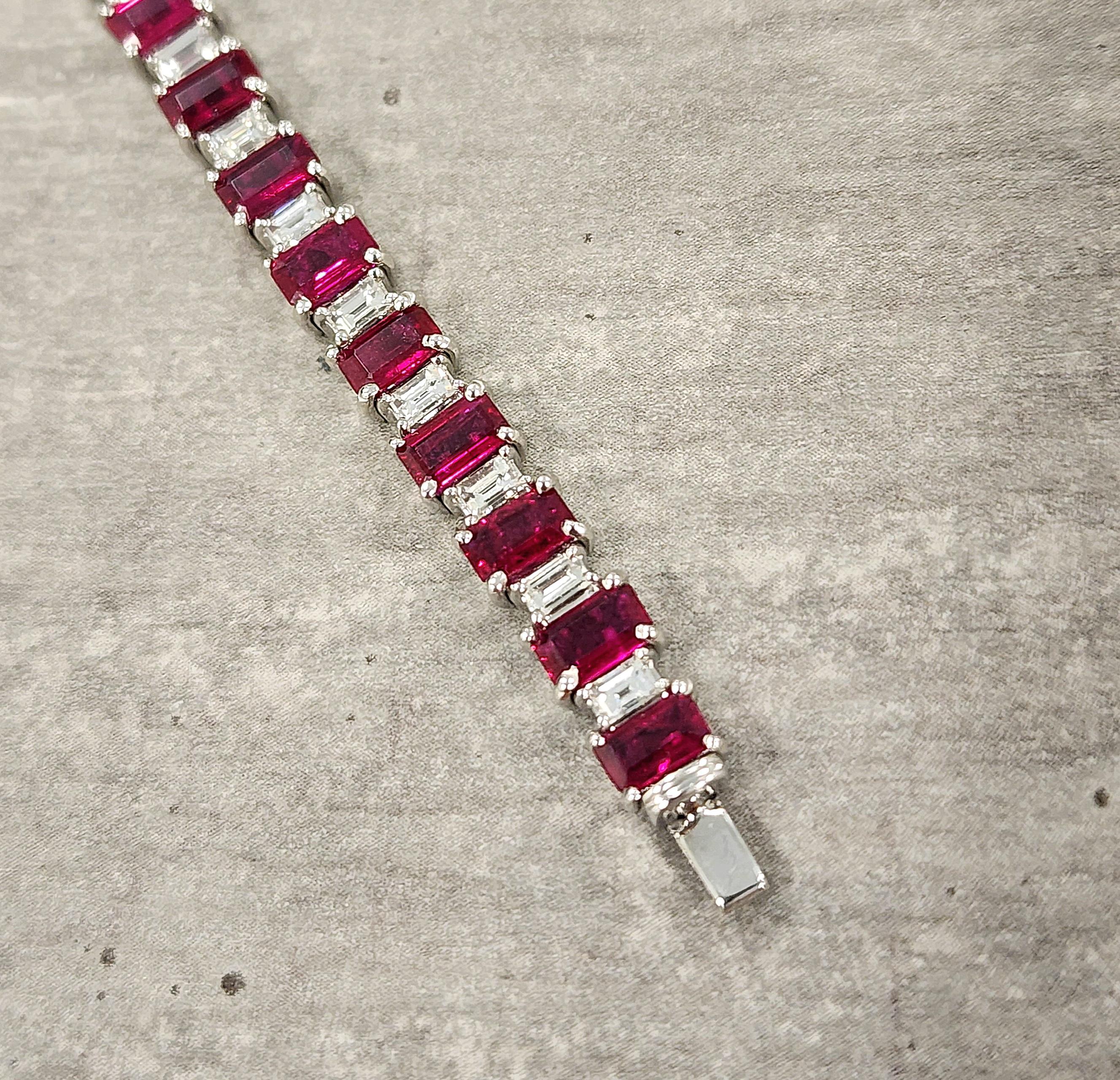 Bracelet de 14,11 ct de rubis naturel de Birmanie et de diamants en vente 3