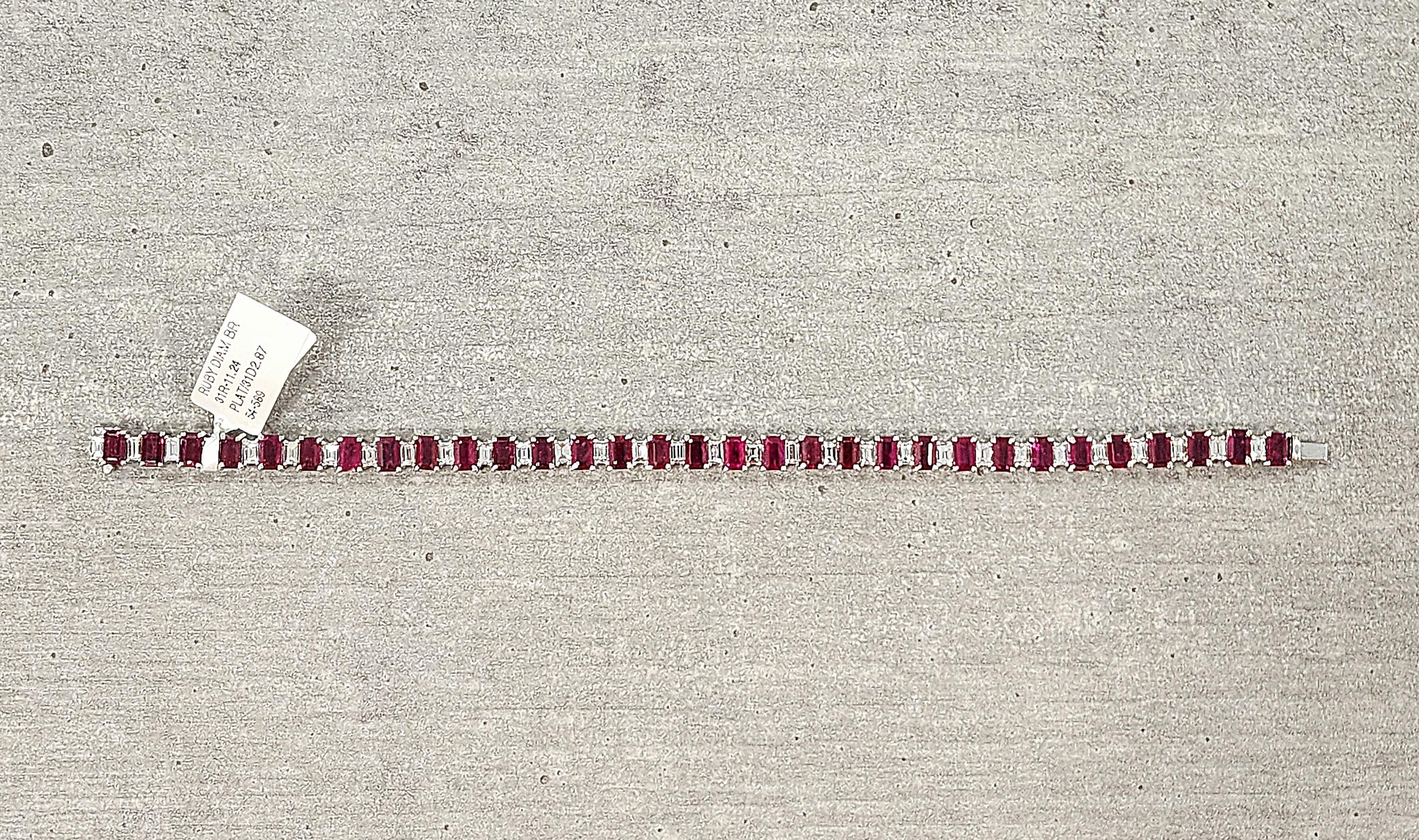 Bracelet de 14,11 ct de rubis naturel de Birmanie et de diamants en vente 2