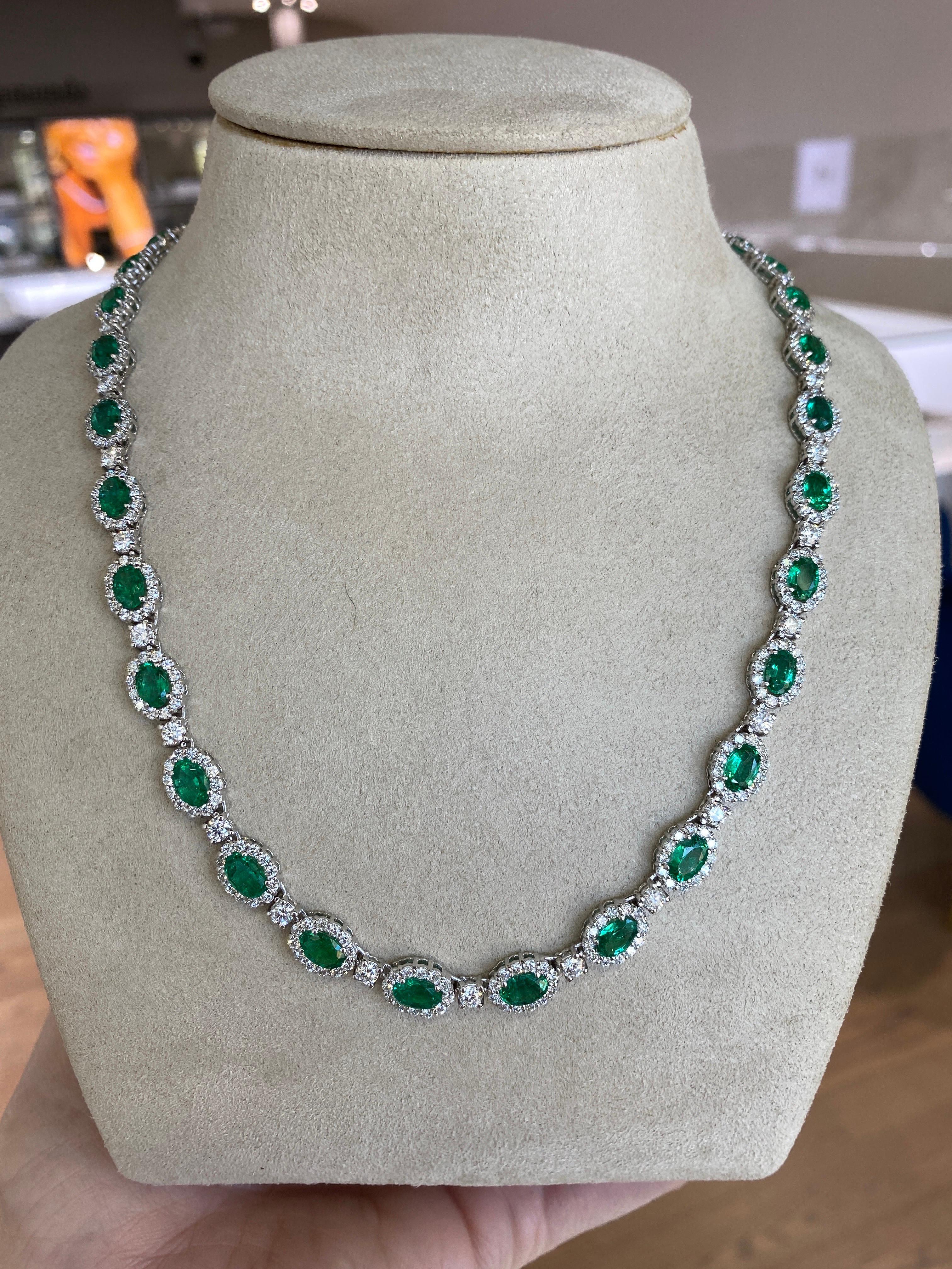 14.12 Carat Total Weight Oval Cut Emerald & 8.66ctw Round Diamond Necklace For Sale 6