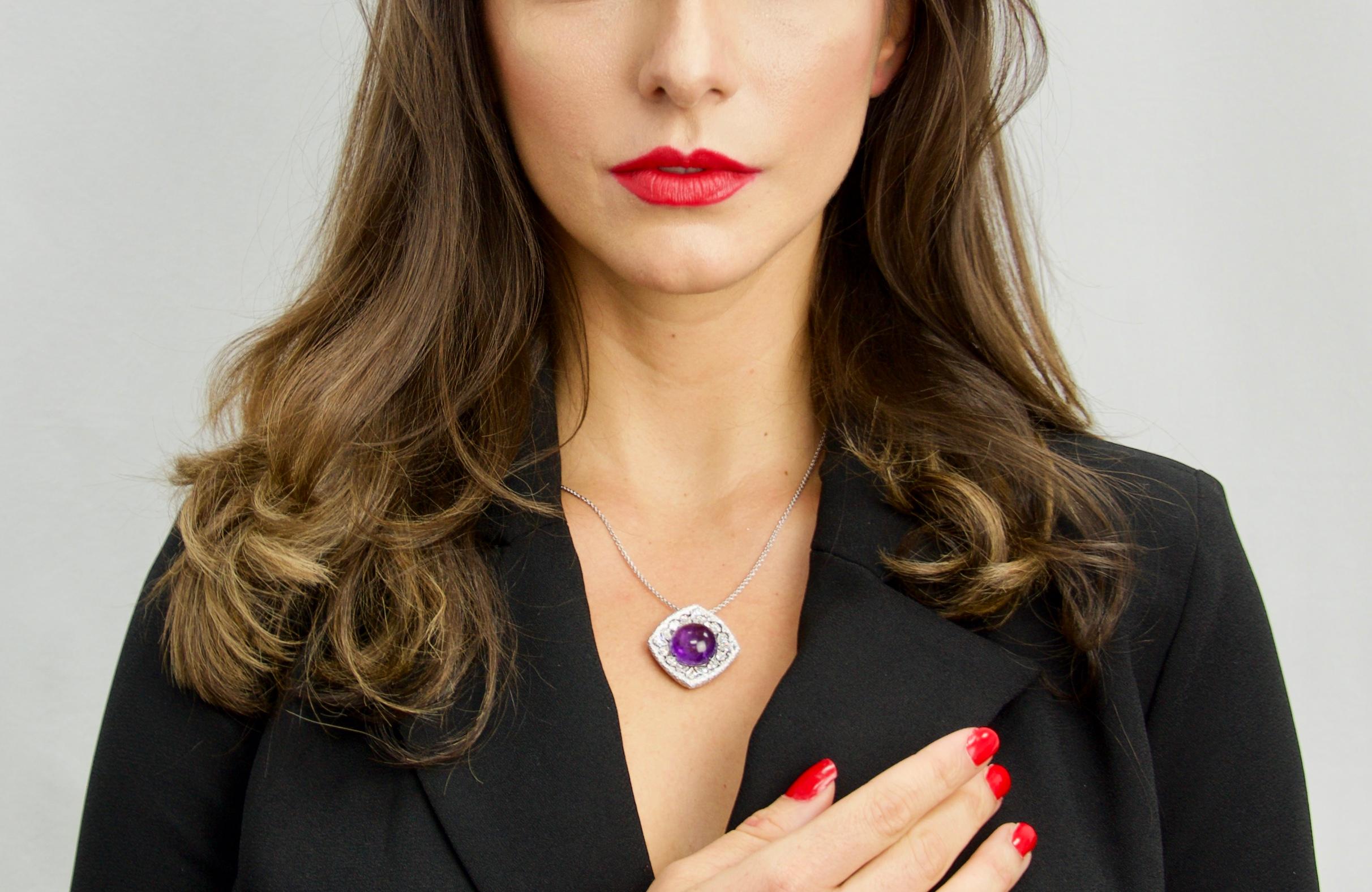 Contemporary 14.12 carats Amethyst cabochon Pendant with Rosecut & Round diamonds with Chain 