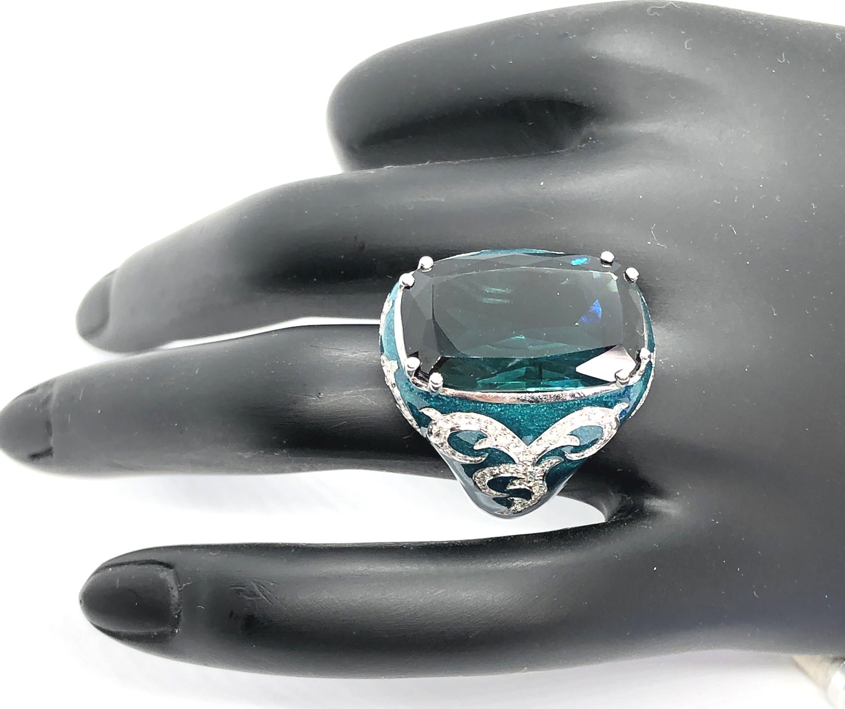 14.12 Carat Green Blue Tourmaline Gold 18 Carat Cocktail Ring Diamonds Enamel For Sale 4