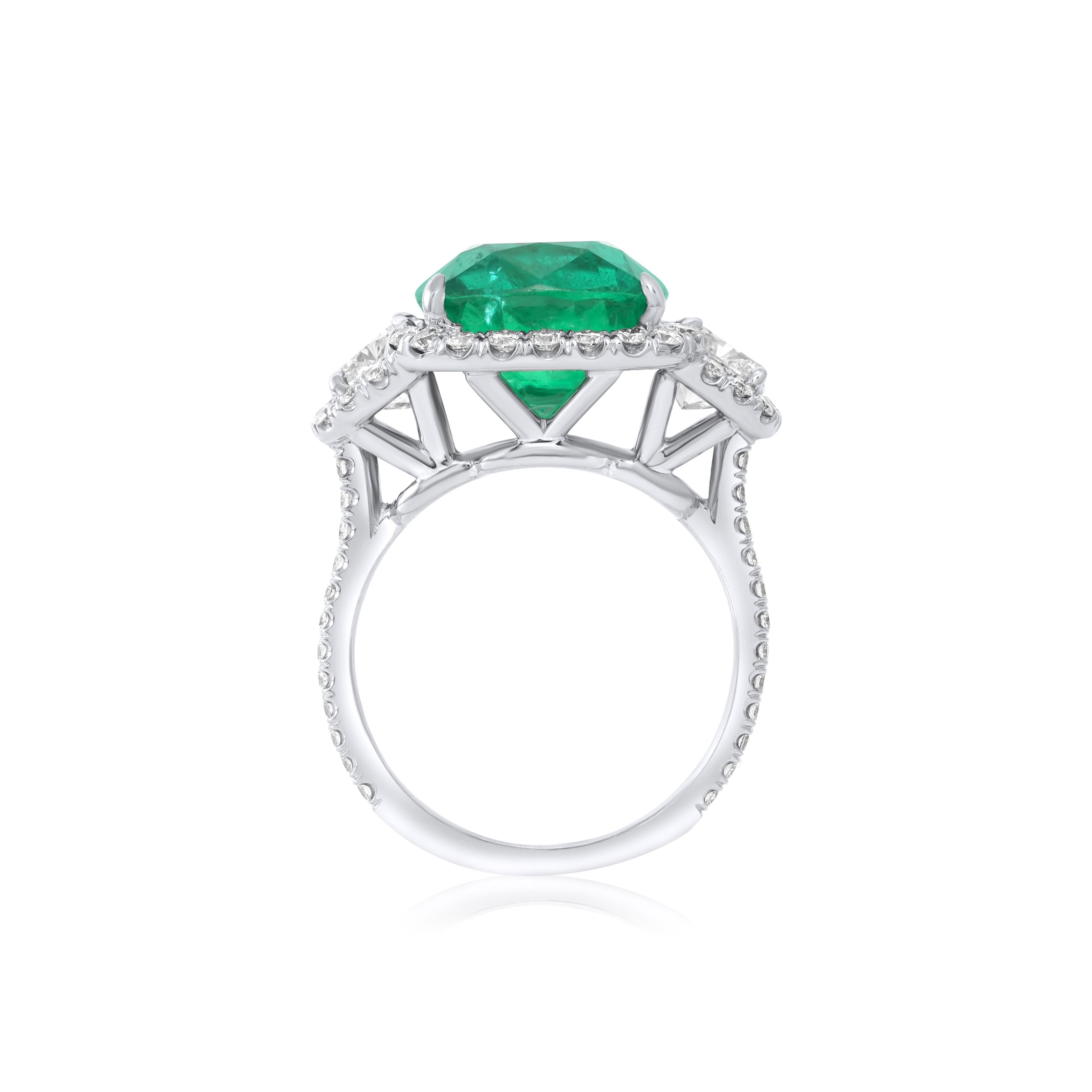 14.13 Carat GIA Certified Green Emerald Diamond Platinum Ring For Sale 4