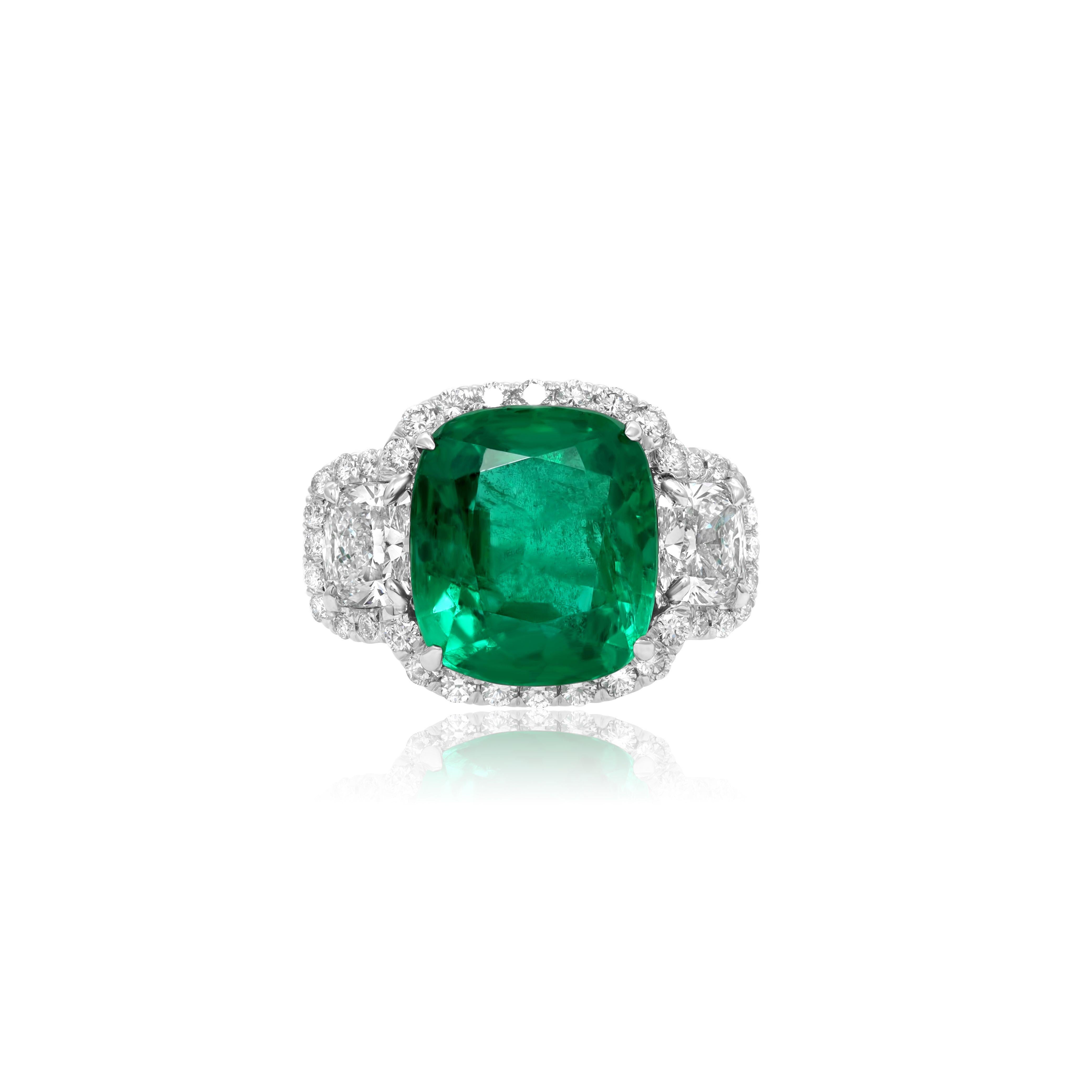 14.13 Carat GIA Certified Green Emerald Diamond Platinum Ring For Sale 5