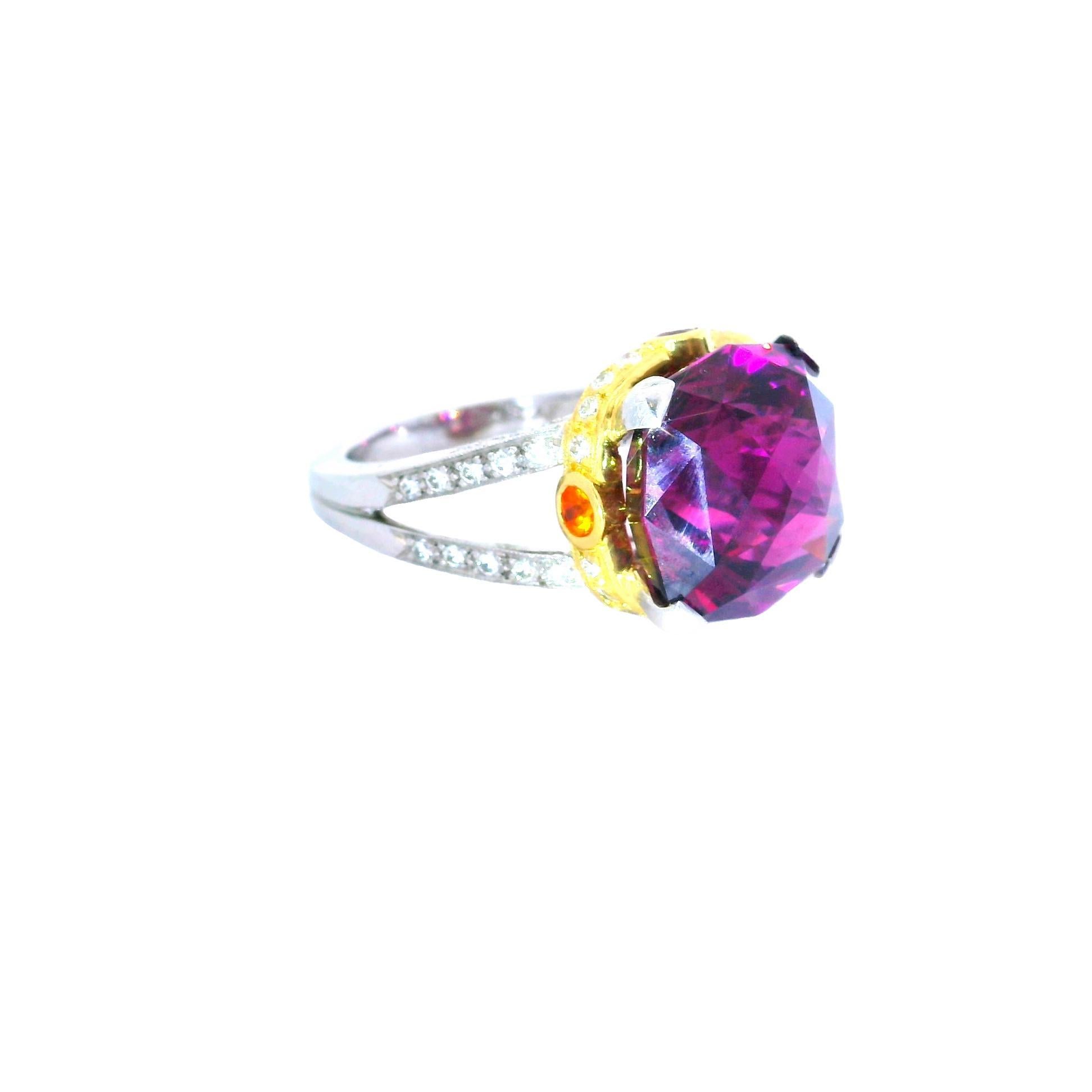 Rose Cut 14.18 Carat Gem Rhodolite Garnet Diamond Platinum & 18k Yellow Gold Ring For Sale