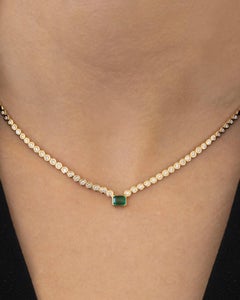 Collana con castone di diamanti e smeraldi verdi da 1,41 ct.