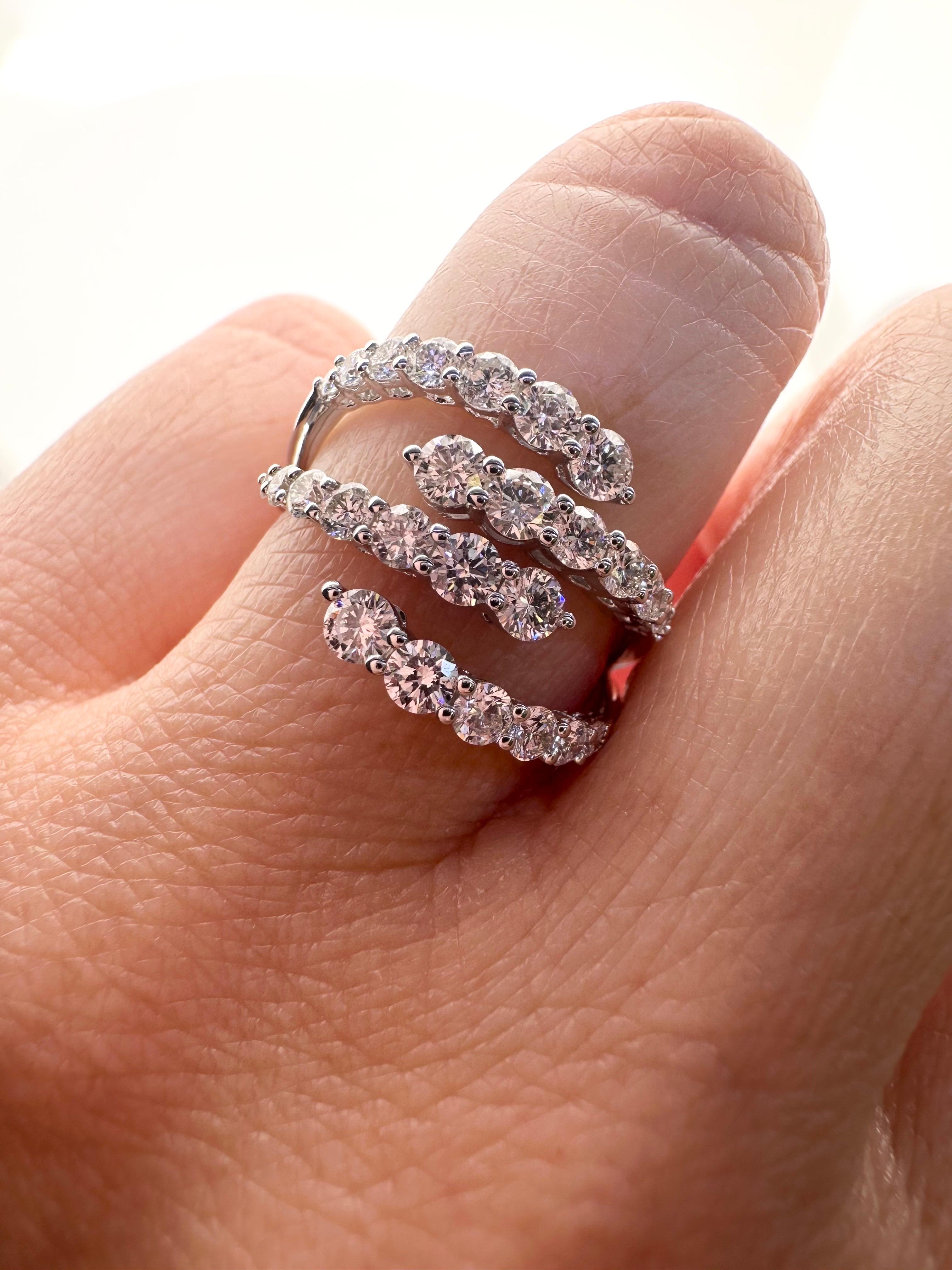 1.41ct diamond ring modern luxury ring fine diamonds VVS DEF  In New Condition For Sale In Boca Raton, FL