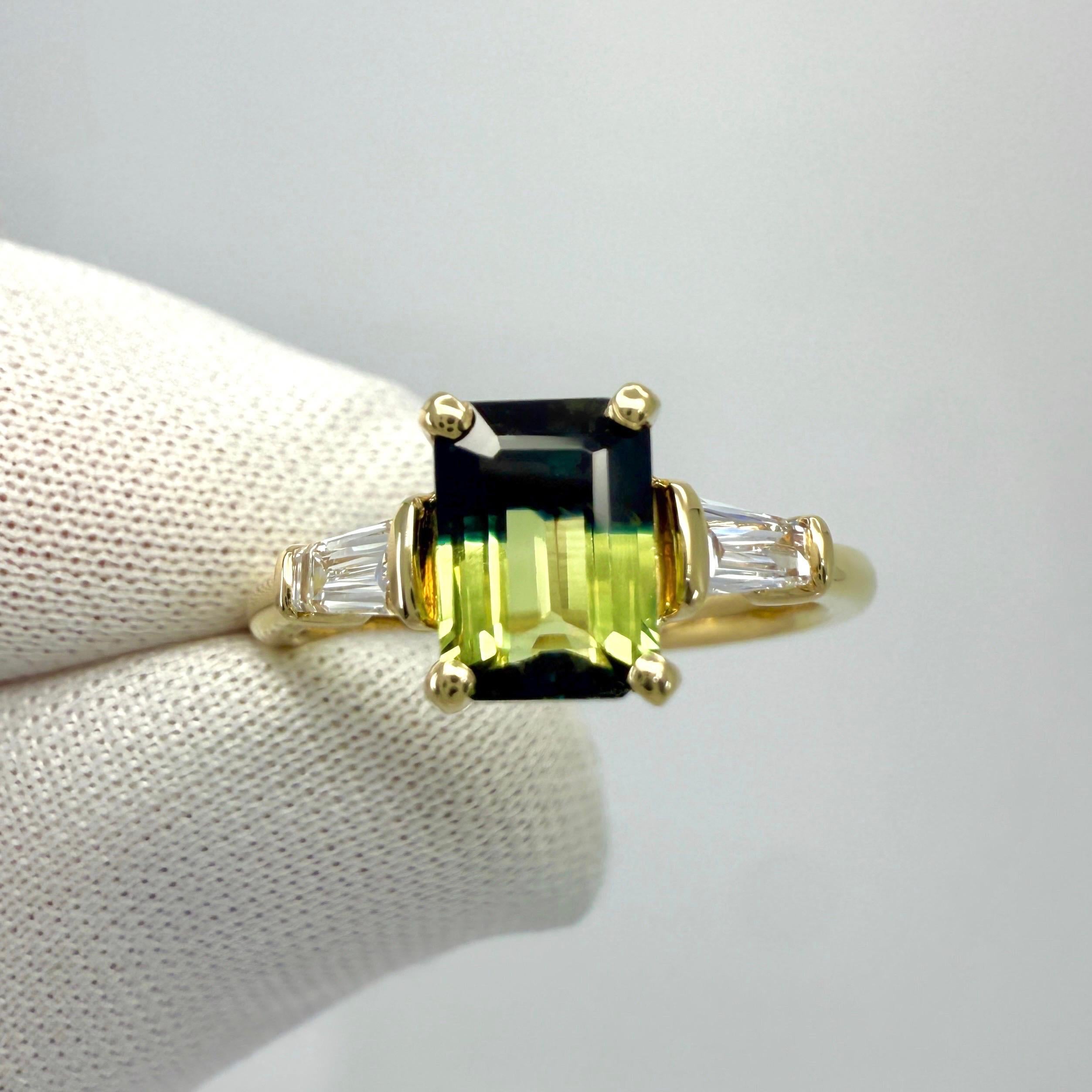 1.41ct GIA Certified Bi Colour Sapphire Diamond 18k Yellow Gold Three Stone Ring (Bague à trois pierres en or jaune 18k) en vente 2