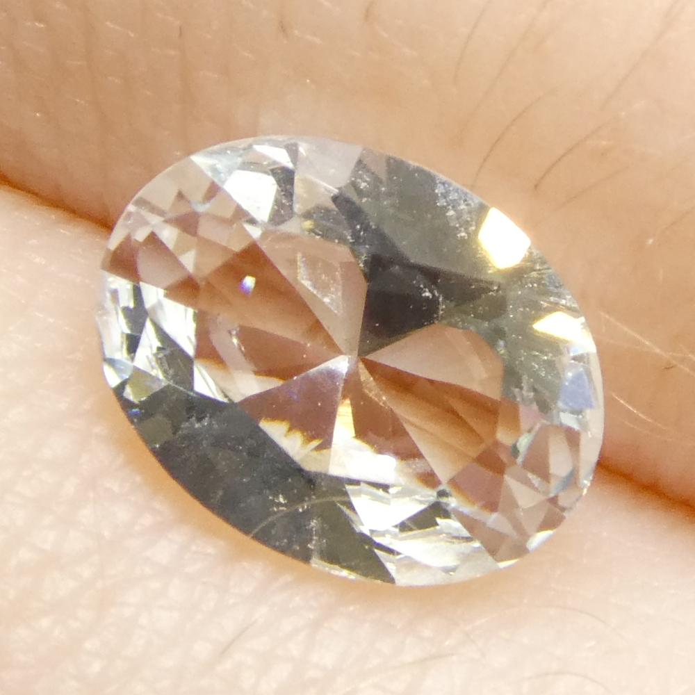 1,41ct Aguamarina azul ovalada de Brasil sin calentar en venta 7