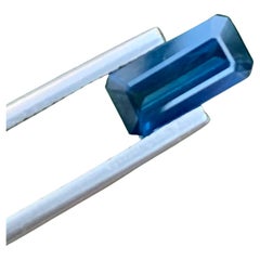 1.42 Carat Adorable Loose Sapphire Emerald Shape Gem For Jewellery Making 1.42 Carat Adorable Loose Sapphire Emerald Shape Gem For Jewellery Making