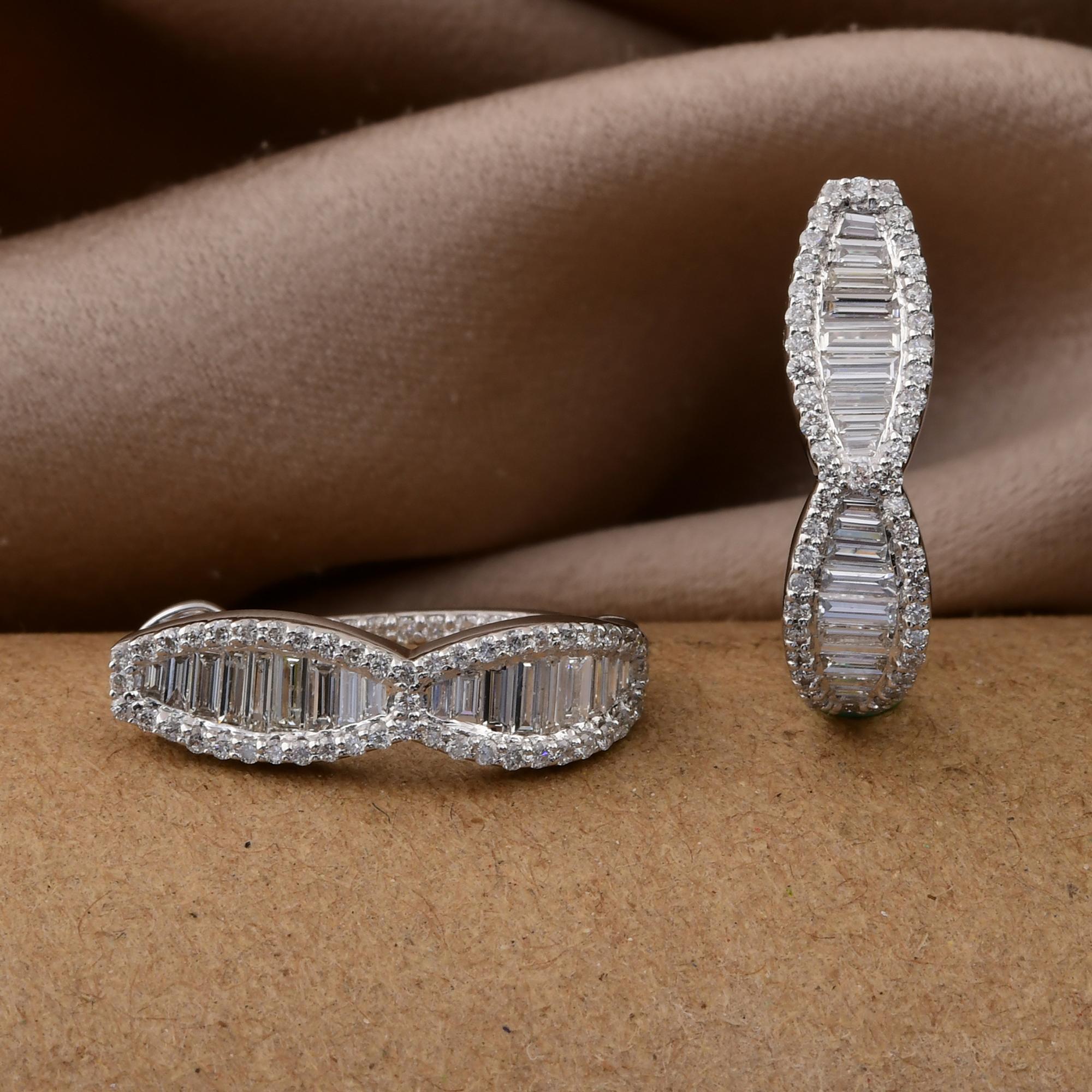 1,42 carati di diamanti certificati Orecchini a cerchio Gioielli di pregio in oro bianco 14 carati In condizioni Nuovo in vendita a Diera, Dubai