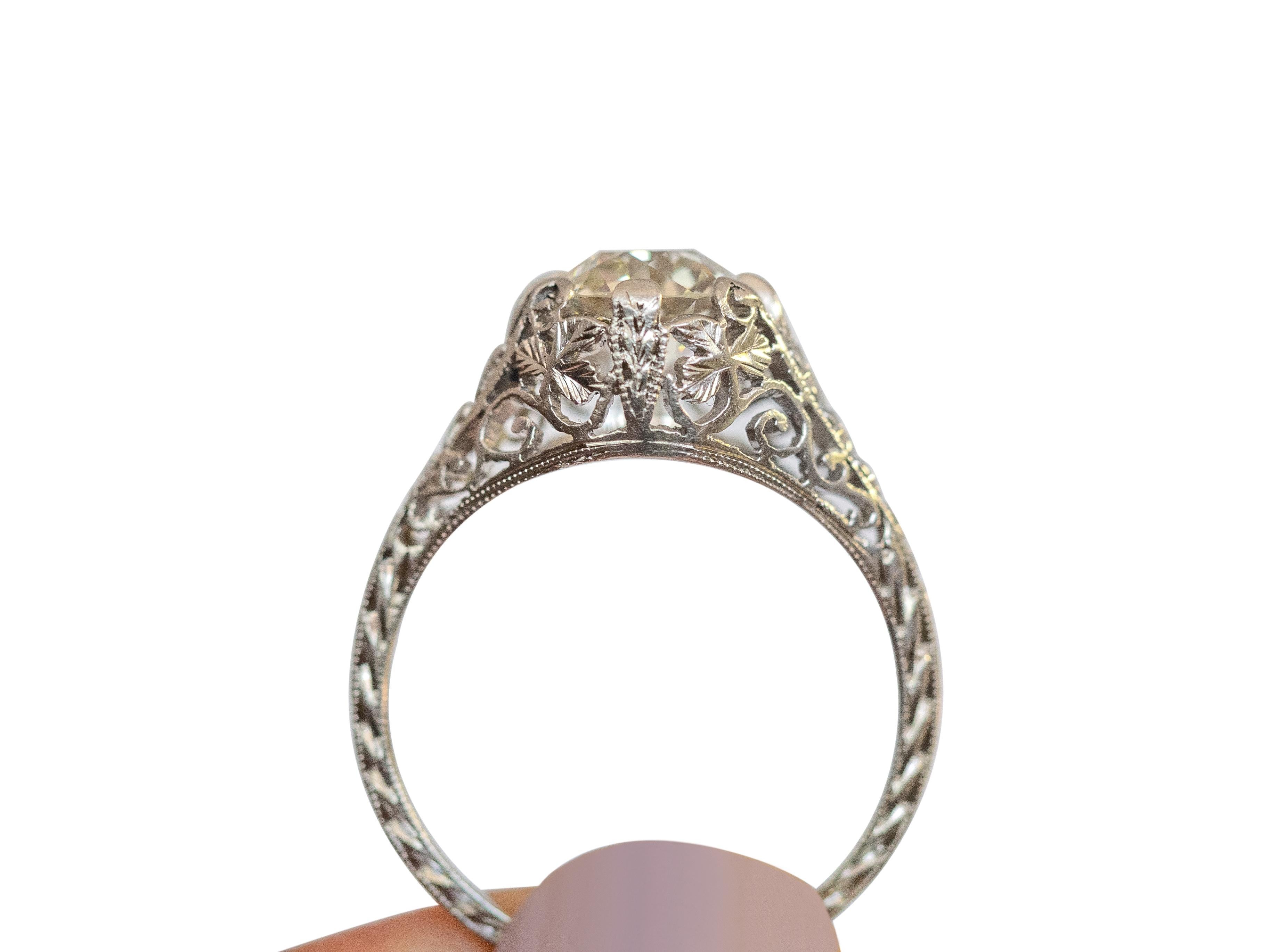 1.42 Carat Diamond Platinum Engagement Ring In Good Condition For Sale In Atlanta, GA