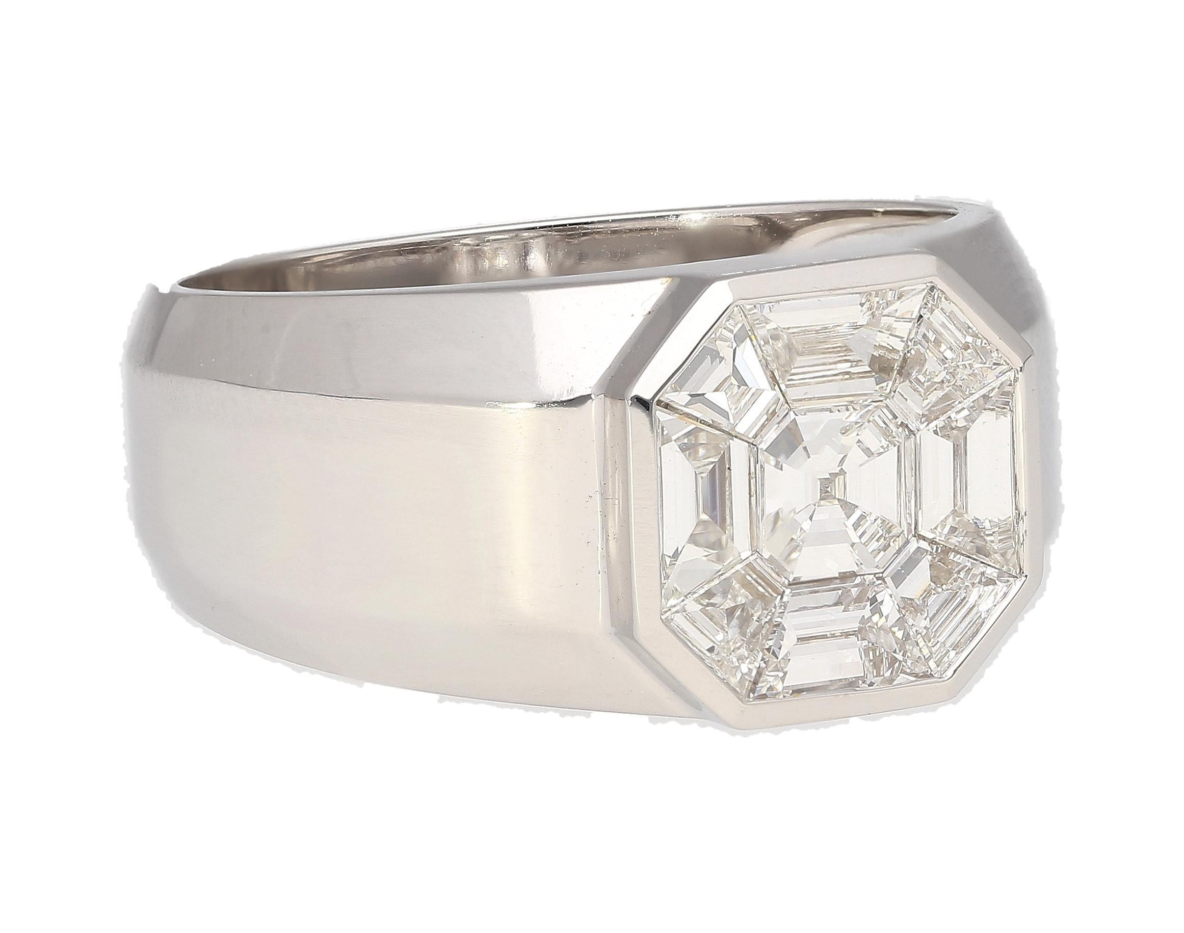 Men's curved shank natural diamond cluster ring, featuring 9 assorted mixed cut Trapezoid and Asscher cut natural diamonds. Boasting an Asscher cut center stone, with 8 trapezoid cut side stones. Set in buttery smooth 18 karat white gold.

The