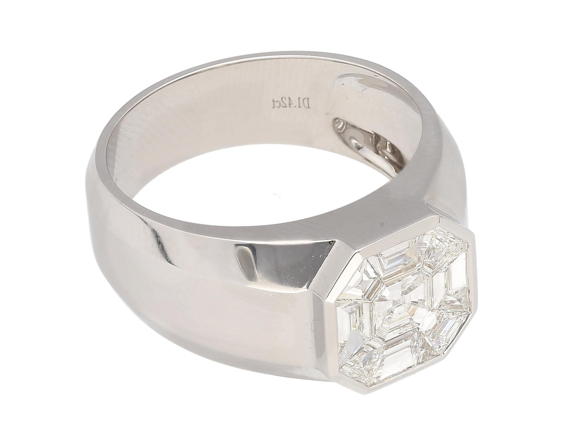 Men's 1.42 Carat Mixed Cut Illusion Set Mens Natural Diamond Cluster Ring For Sale