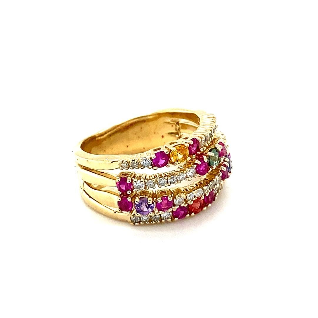 Contemporary 1.42 Carat Natural Multi Color Sapphire Diamond Yellow Gold Cocktail Ring For Sale