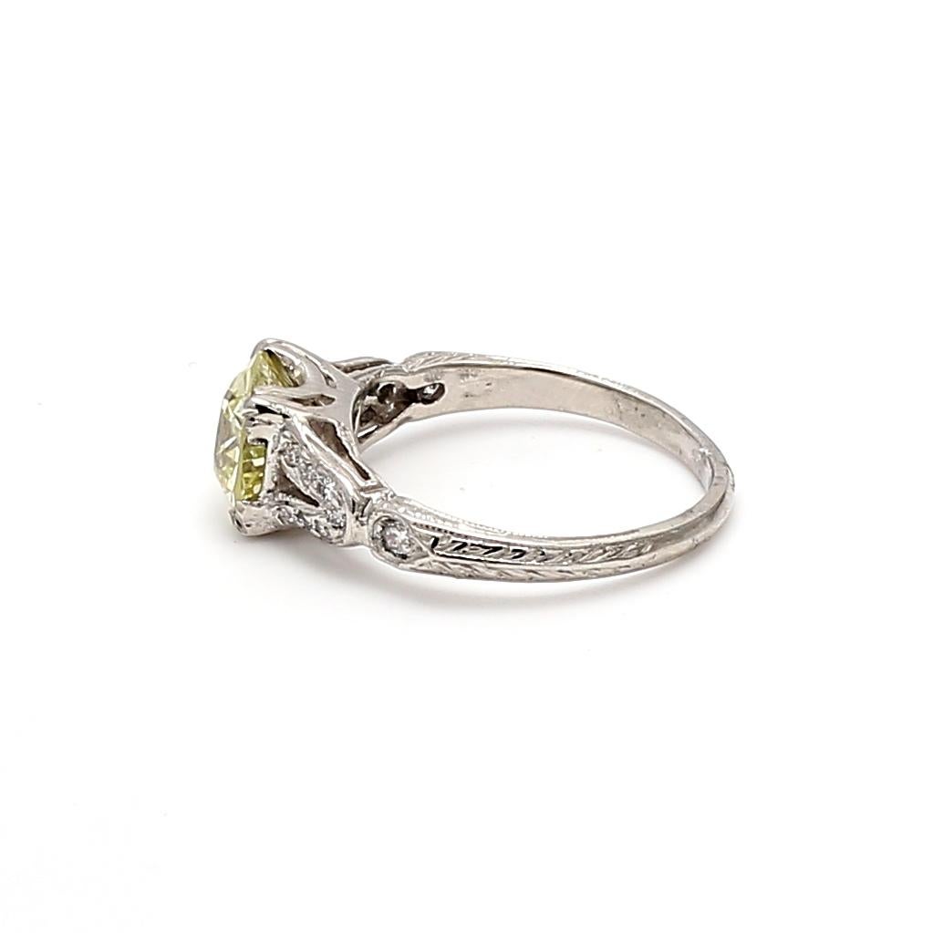 Anello nuziale in platino con diamante da 1,42 carati con taglio europeo antico W I1 in vendita 3