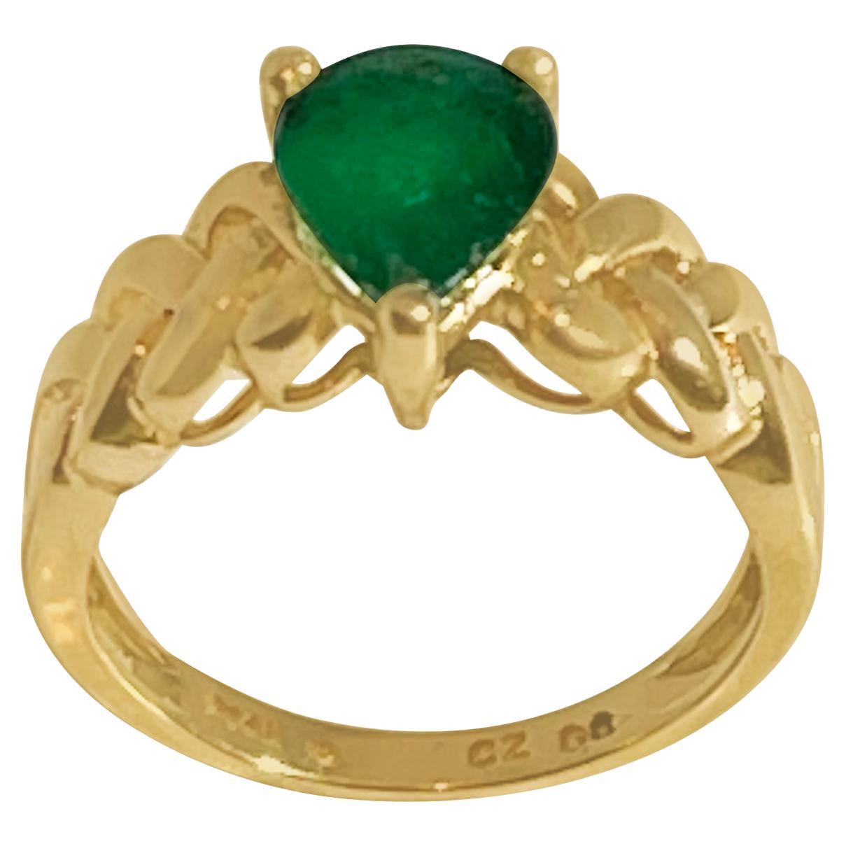 1.42 Carat Pear Cut Natural Emerald Ring 14 Karat Yellow Gold For Sale