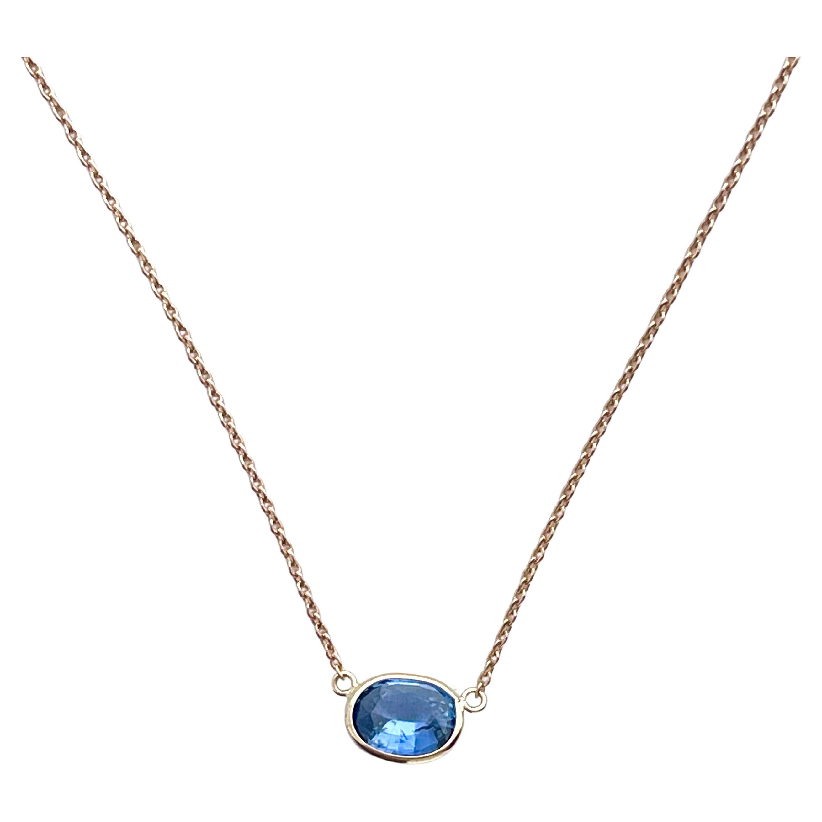 1.42 Carat Weight Blue Sapphire Oval Cut Solitaire Necklace in 14k Rose Gold  For Sale