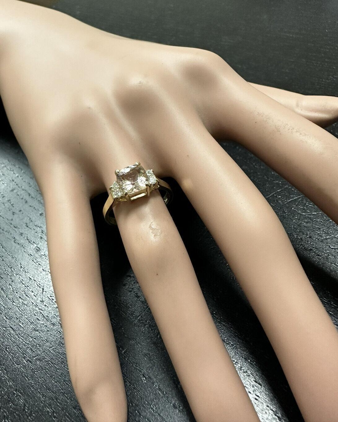 1,42 Quilates Impresionante Anillo de Morganita Natural y Diamante en Oro Amarillo Macizo de 14k en venta 2