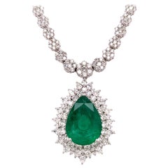 14.22 Carat Emerald Diamond Pendant Necklace