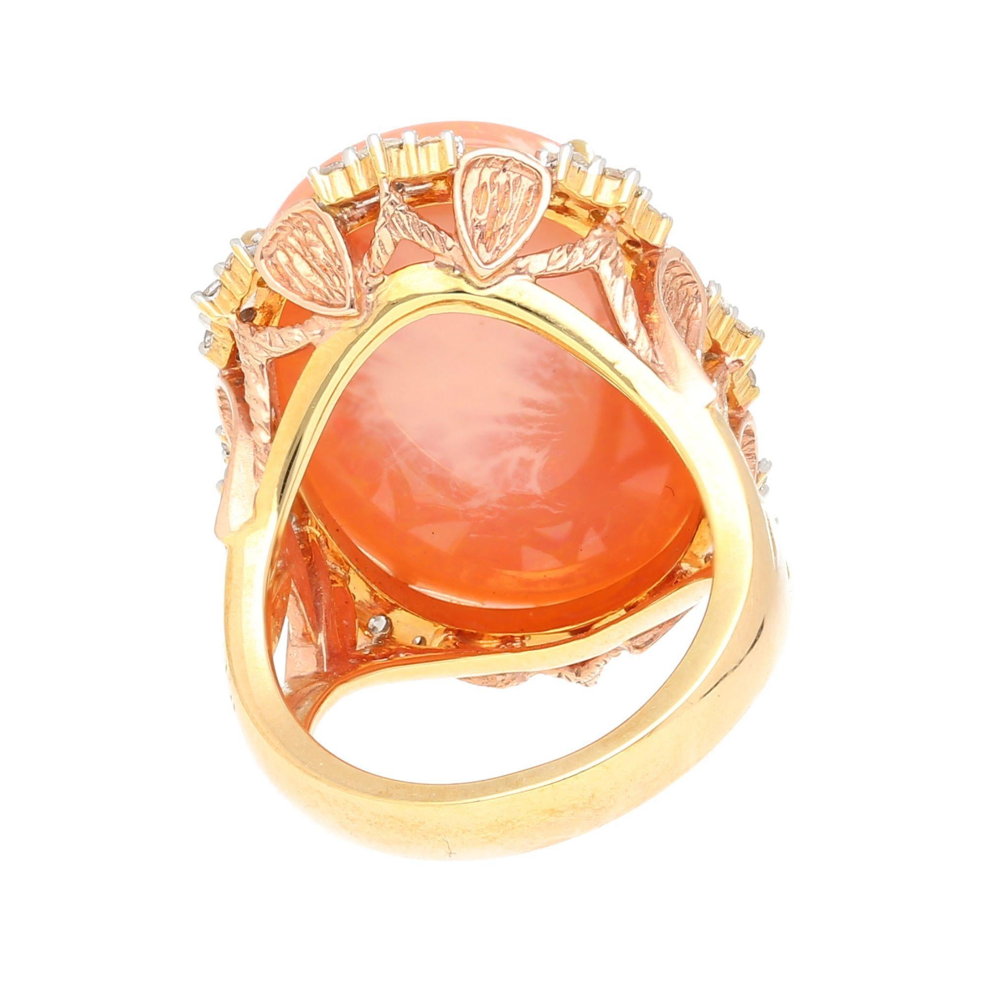 De las mujeres 14.24 Carat Pink Opal & Diamond 18K Gold Floral Cocktail Ring en venta