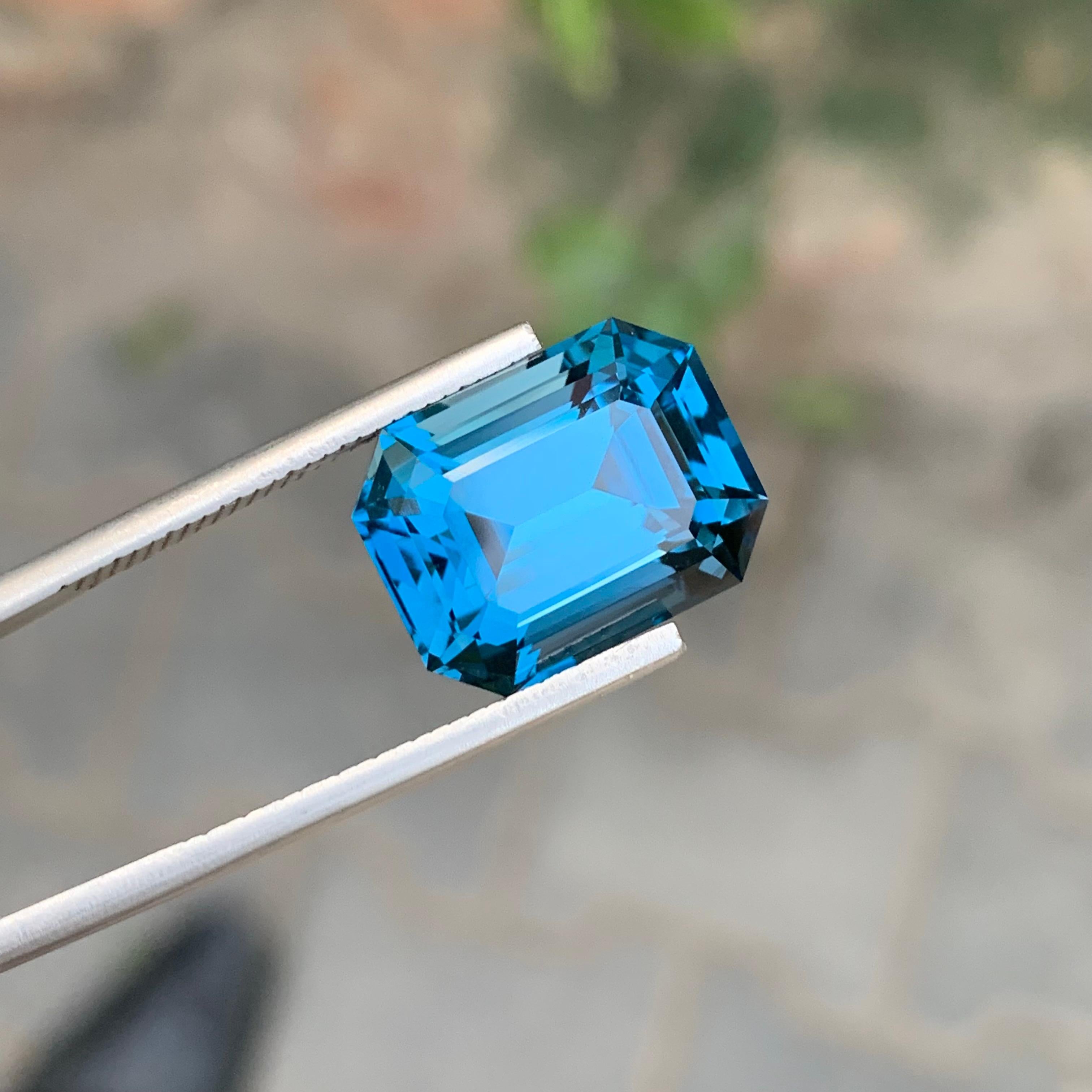 14.25 Carat Natural Loose London Blue Topaz Emerald Shape Gem For Sale 6