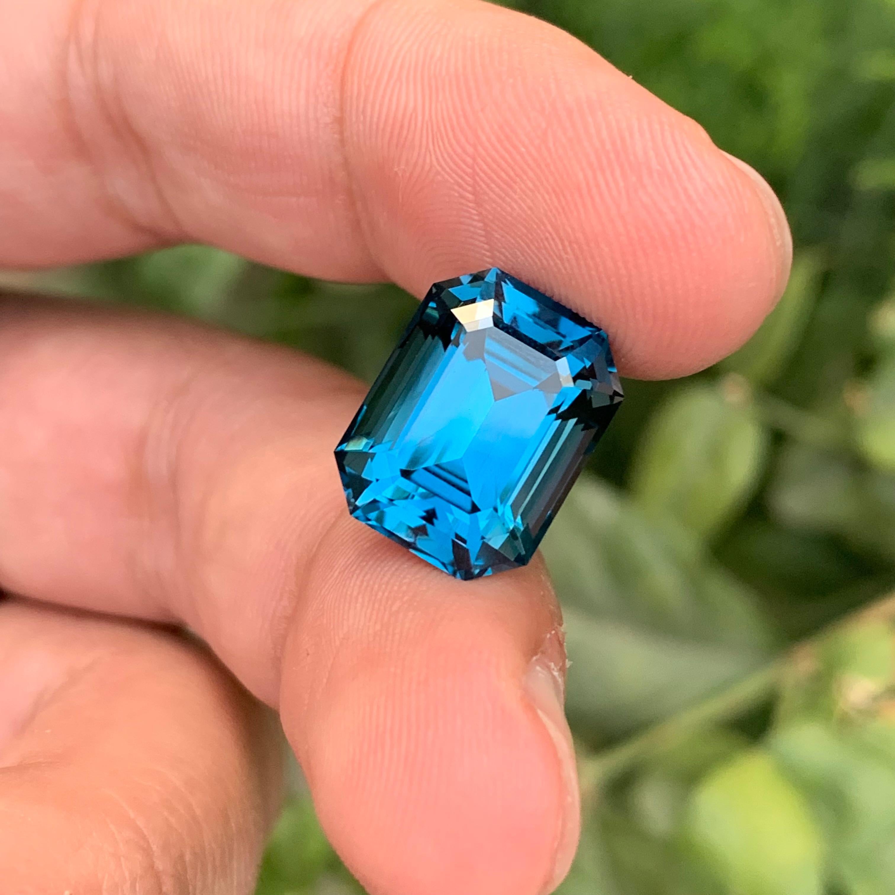 Arts and Crafts 14.25 Carat Natural Loose London Blue Topaz Emerald Shape Gem For Sale