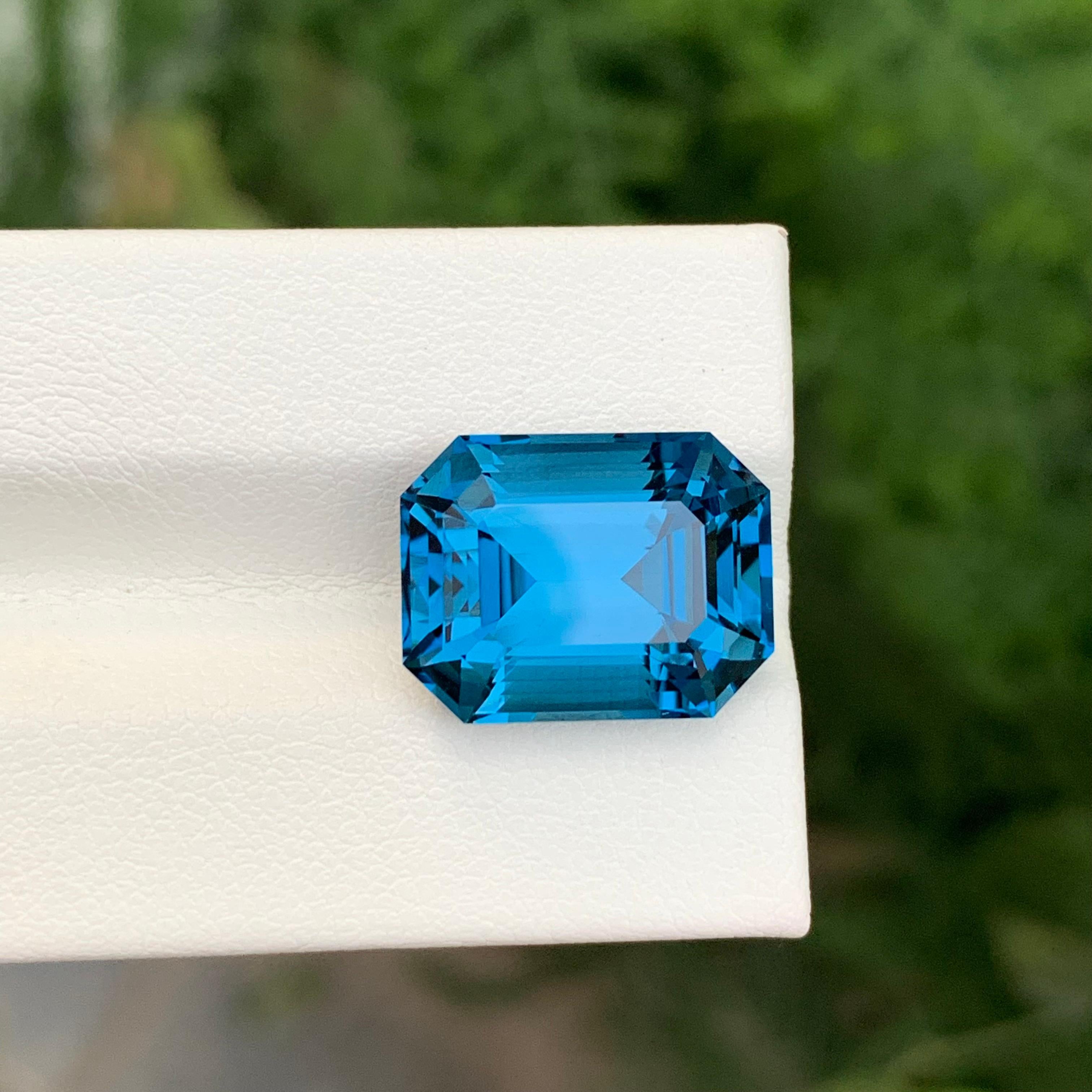 14.25 Carat Natural Loose London Blue Topaz Emerald Shape Gem For Sale 3